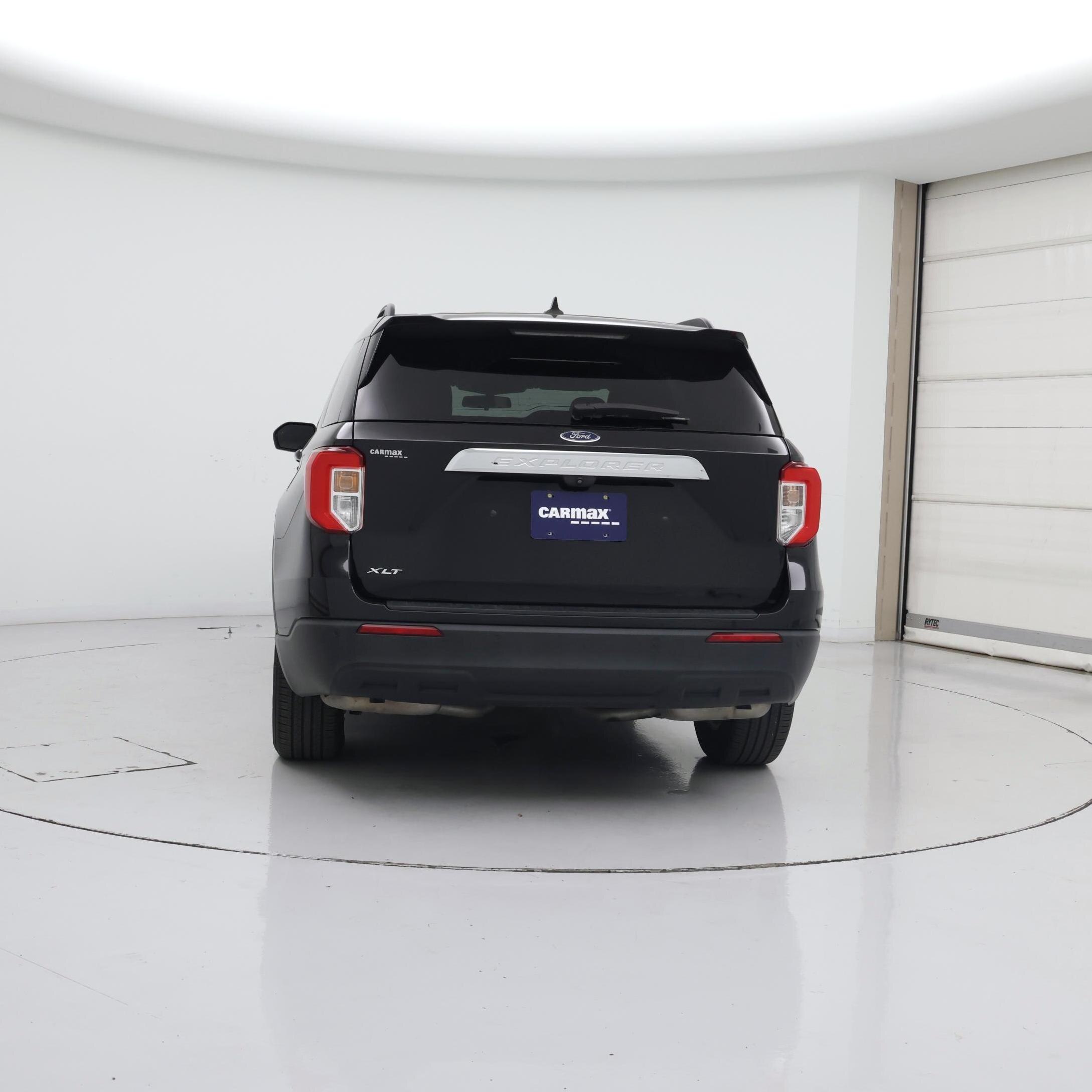 Thumbnail: 2022 Ford Explorer - 6