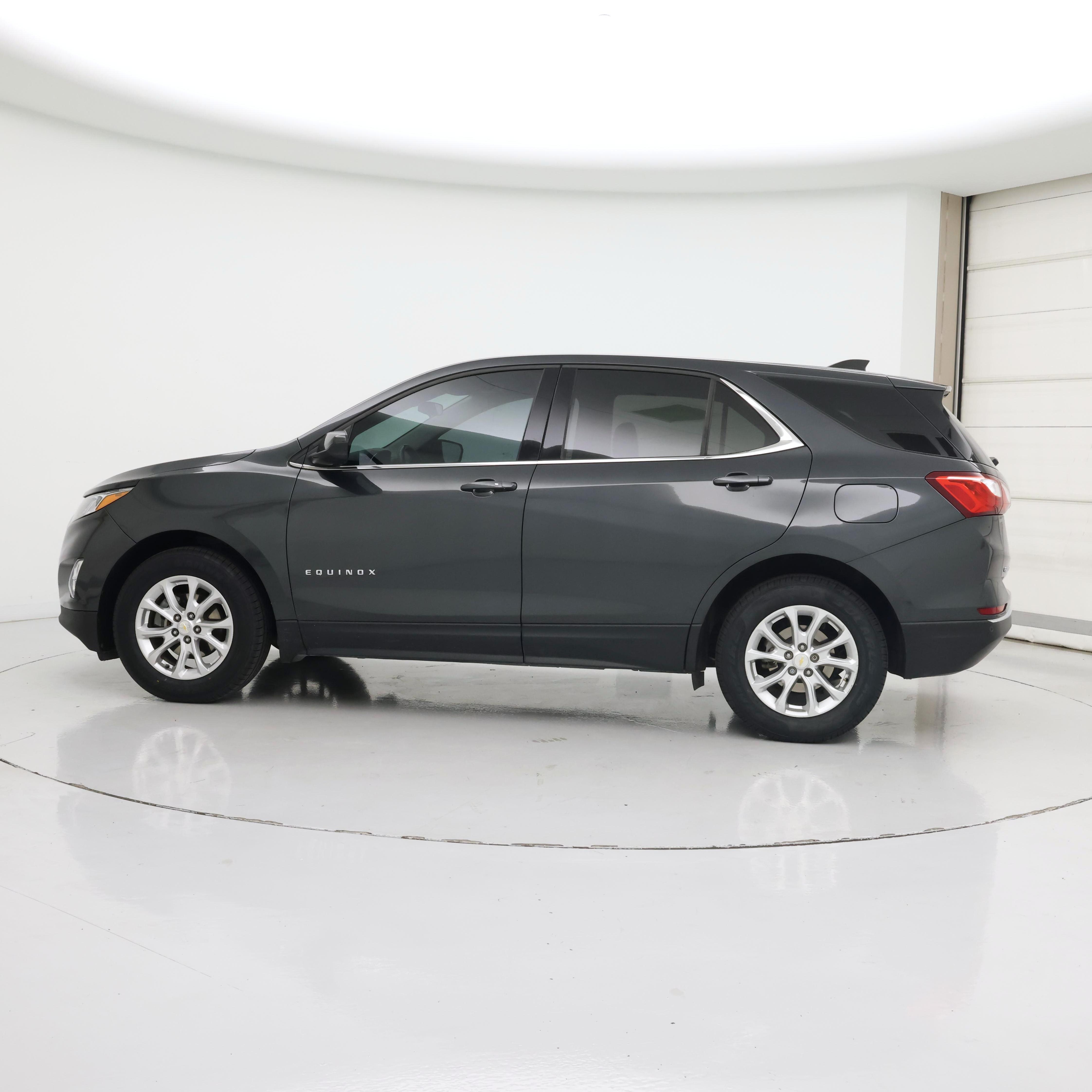 Thumbnail: 2020 Chevrolet Equinox - 3