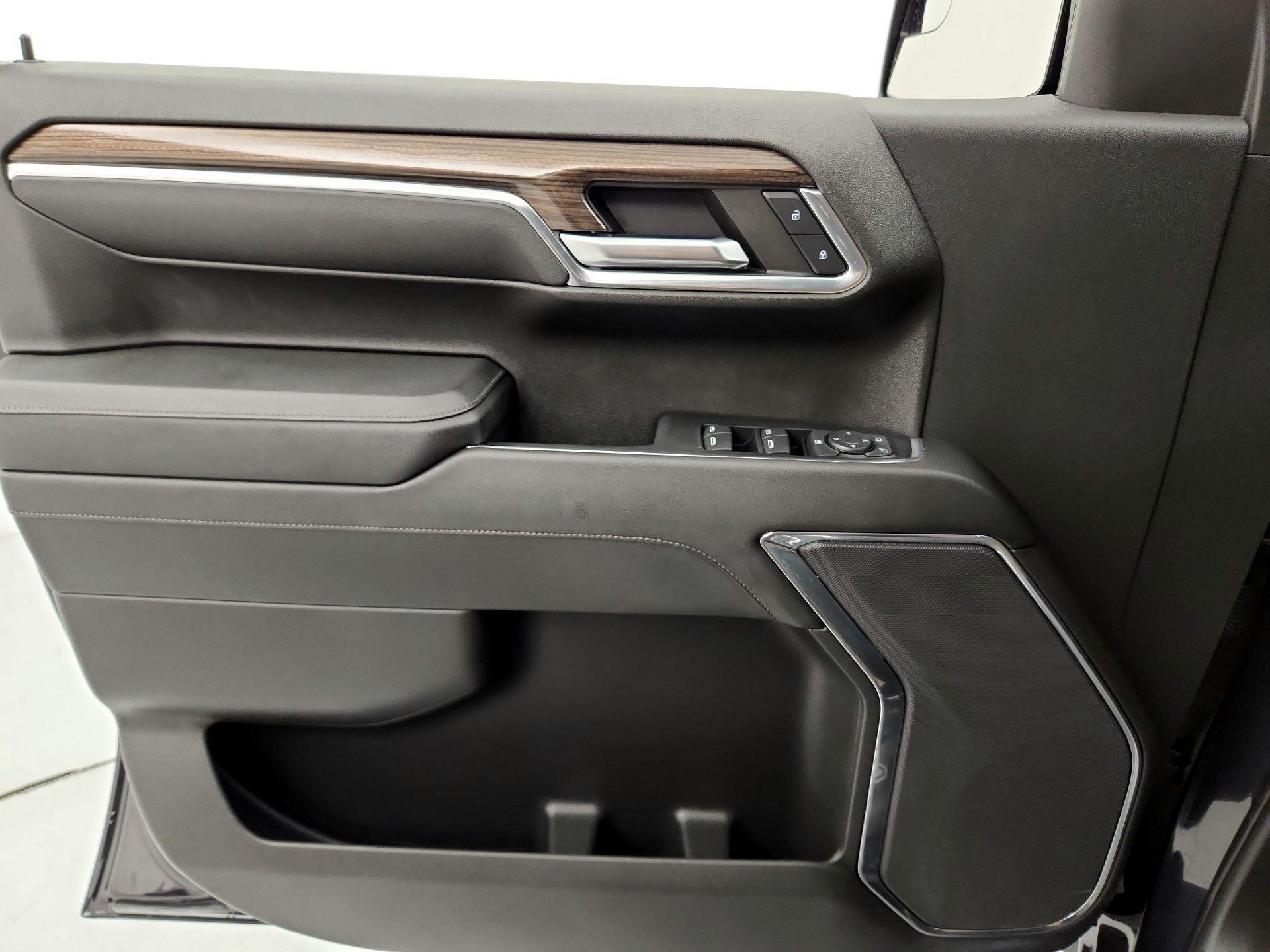 Thumbnail: 2023 Chevrolet Silverado 1500 - 12