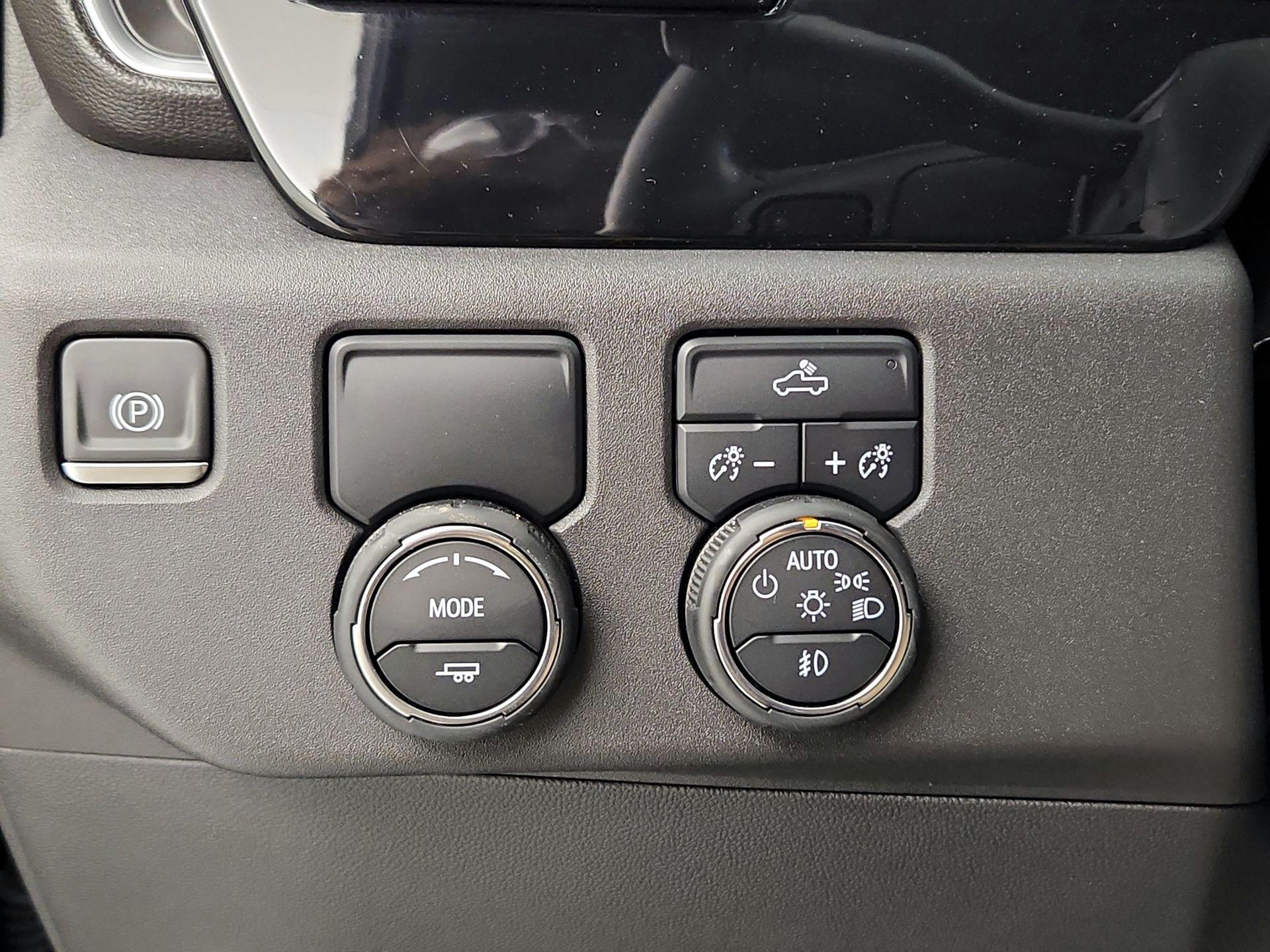 Thumbnail: 2023 Chevrolet Silverado 1500 - 13