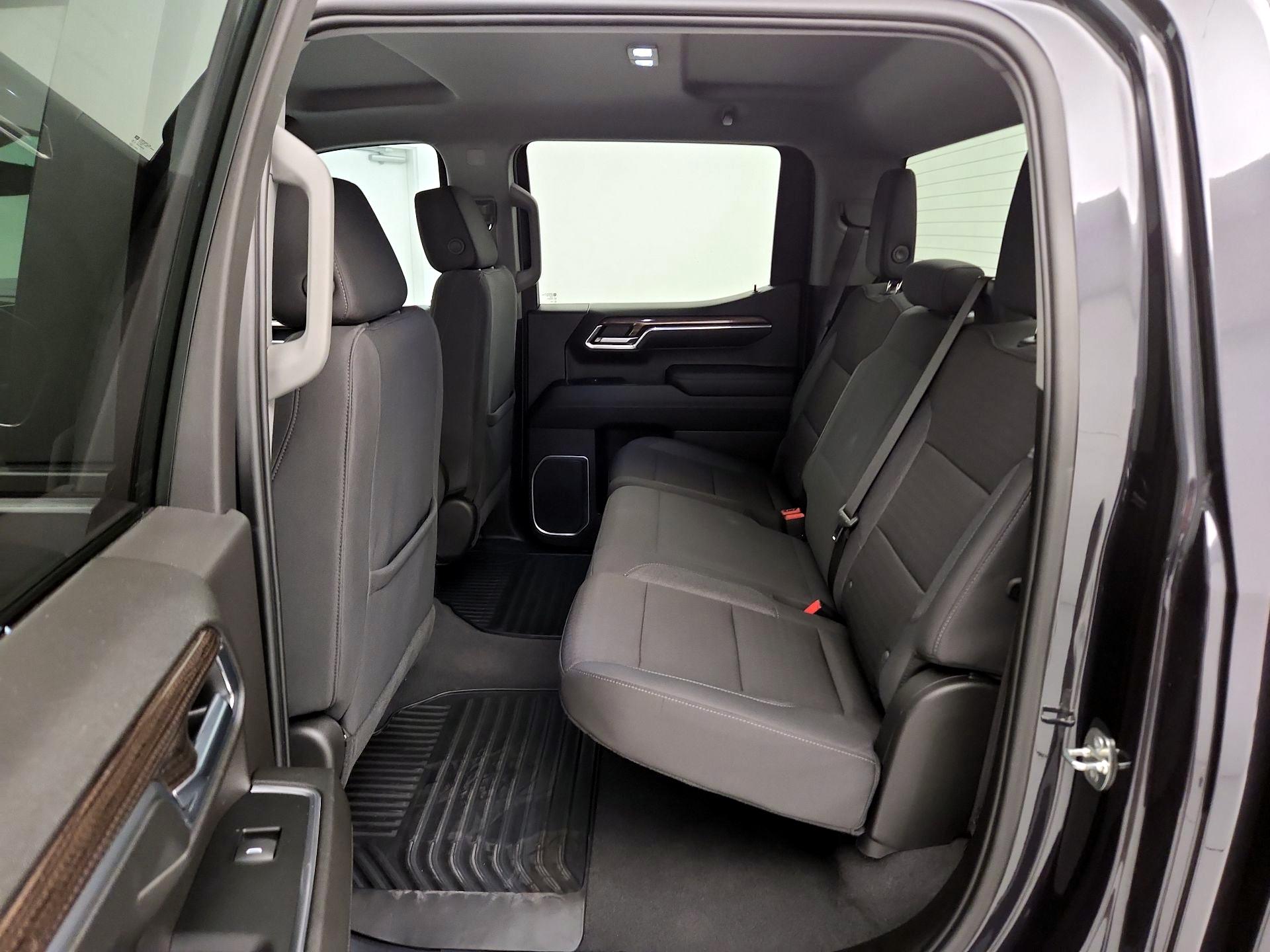 Thumbnail: 2023 Chevrolet Silverado 1500 - 20