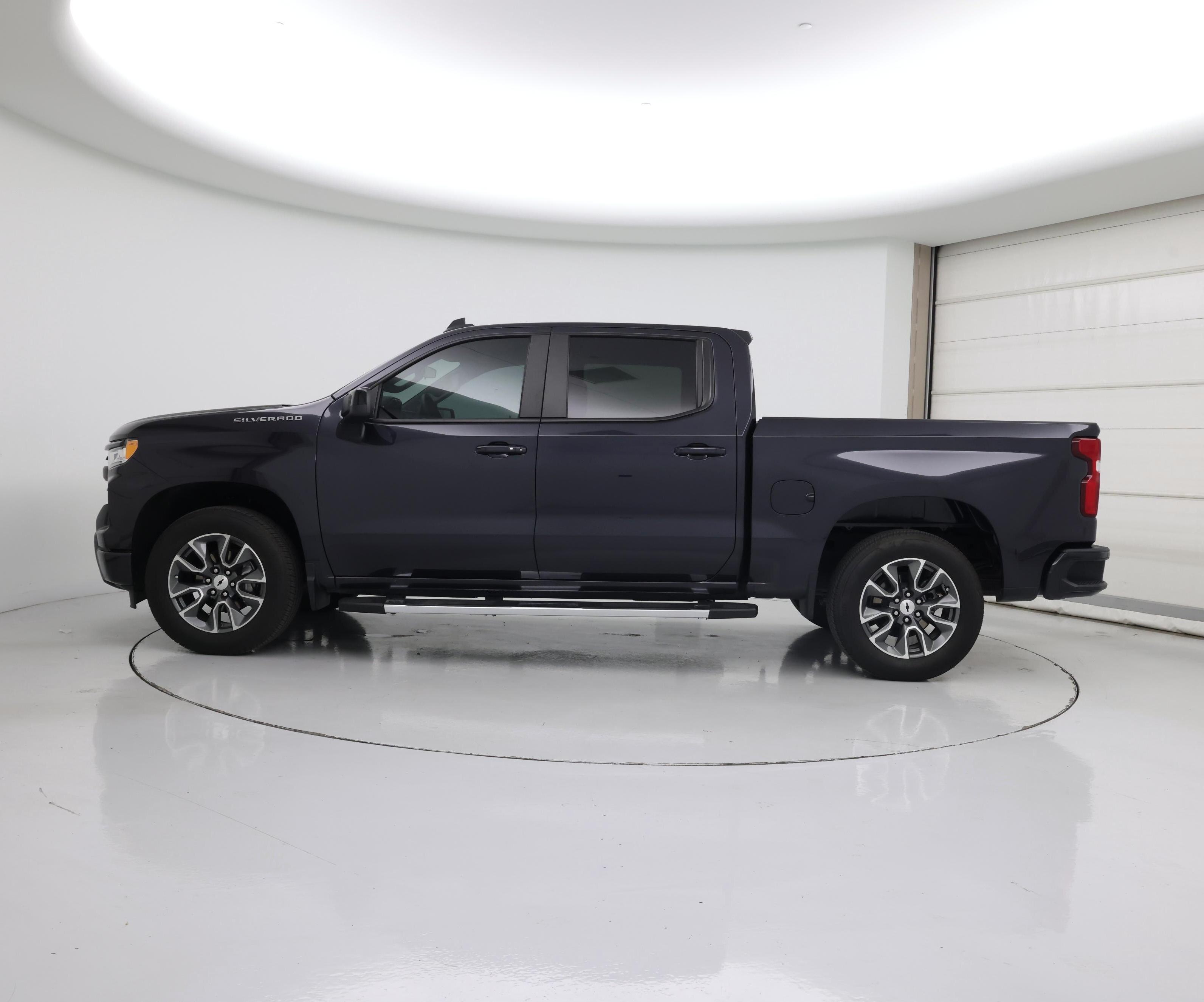 Thumbnail: 2023 Chevrolet Silverado 1500 - 3