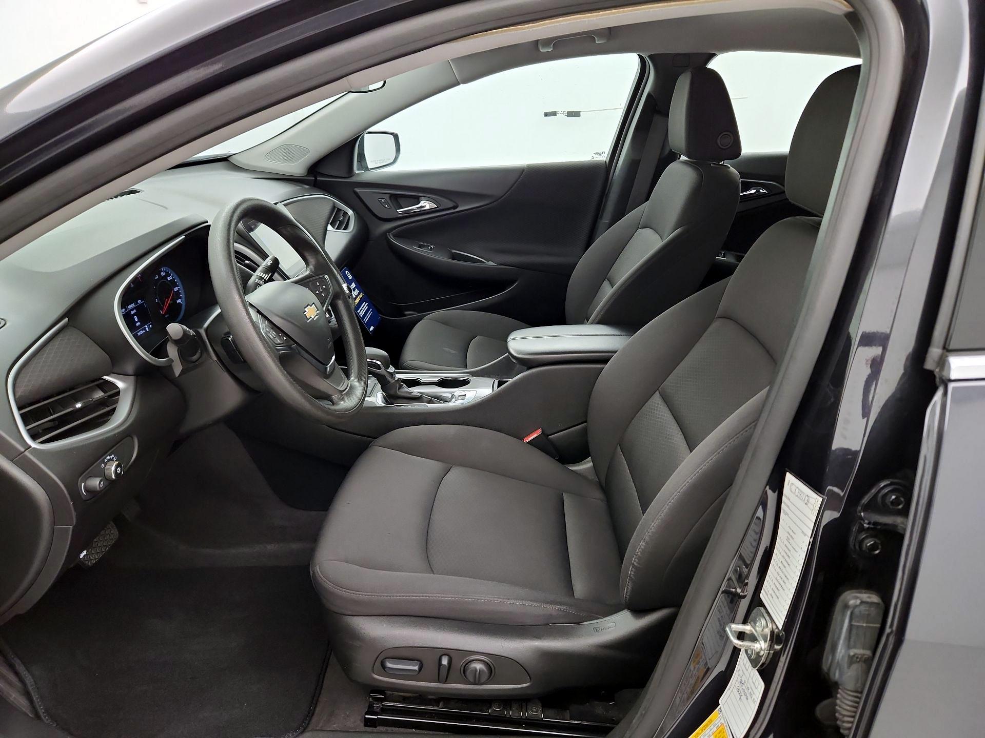 Thumbnail: 2023 Chevrolet Malibu - 11