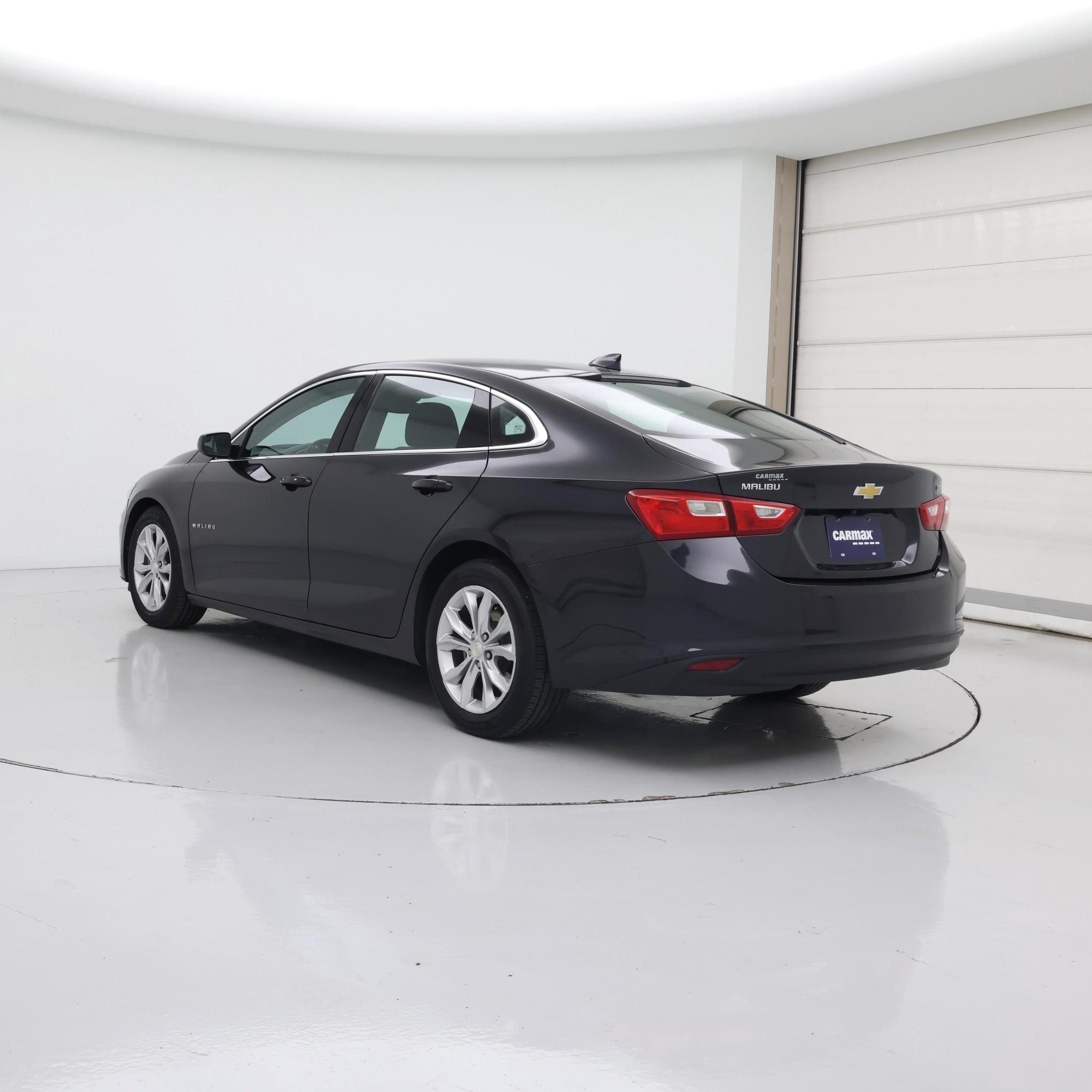 Thumbnail: 2023 Chevrolet Malibu - 2