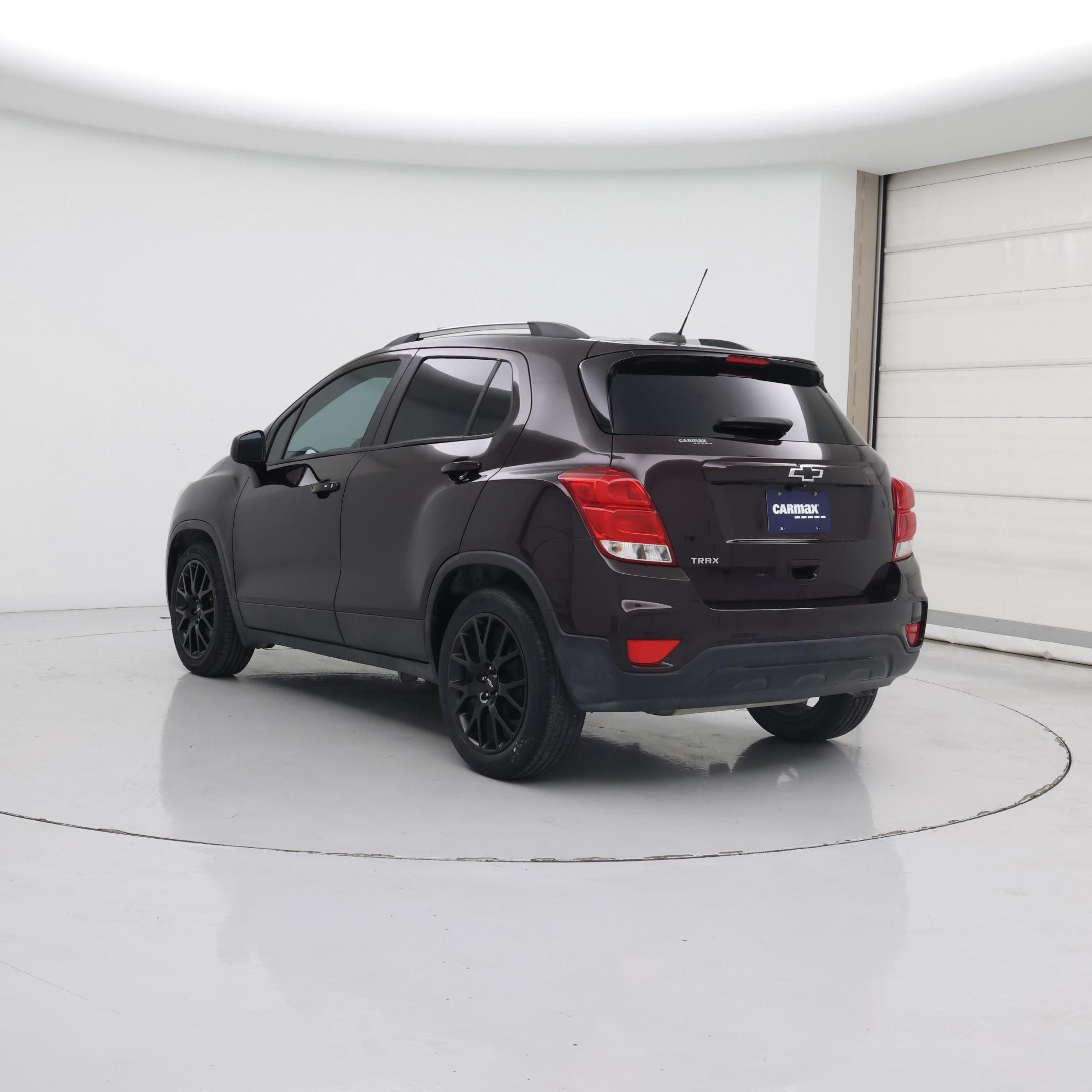 Thumbnail: 2021 Chevrolet Trax - 2