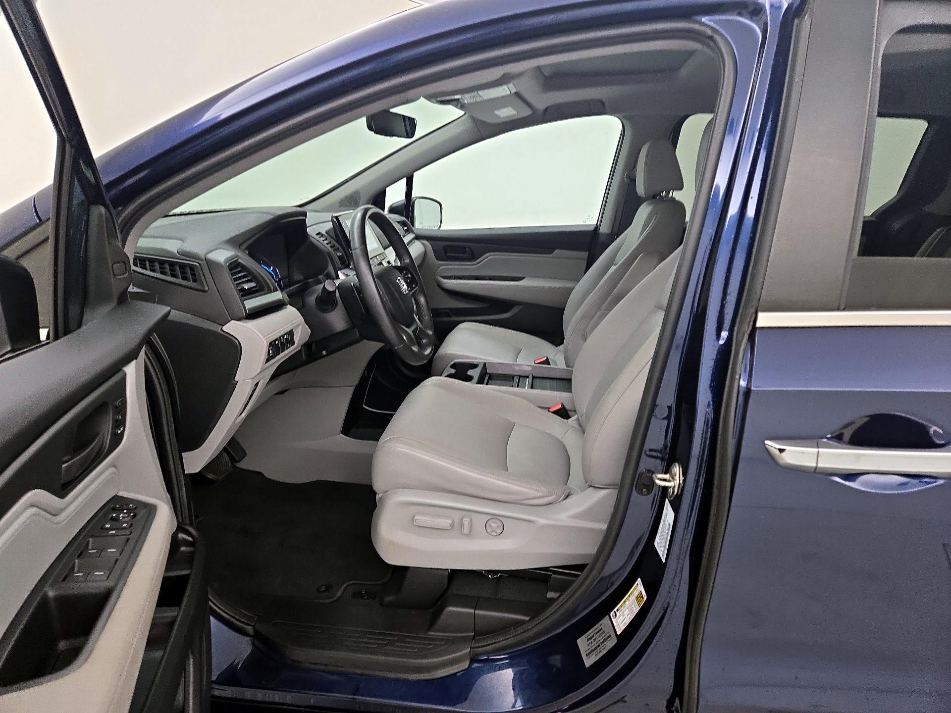Thumbnail: 2019 Honda Odyssey - 11