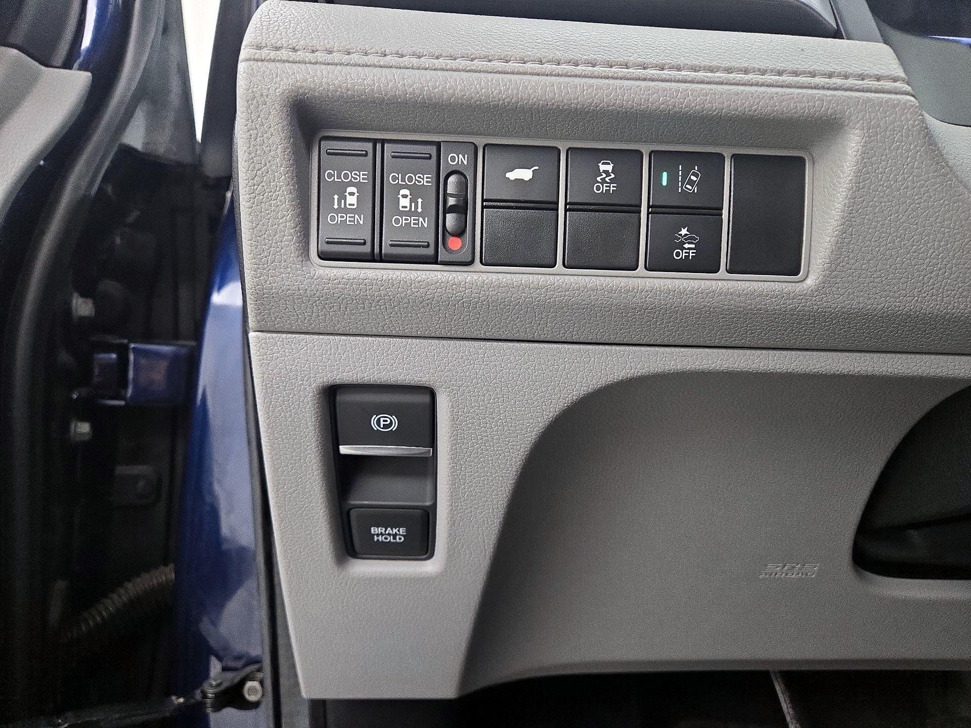 Thumbnail: 2019 Honda Odyssey - 13