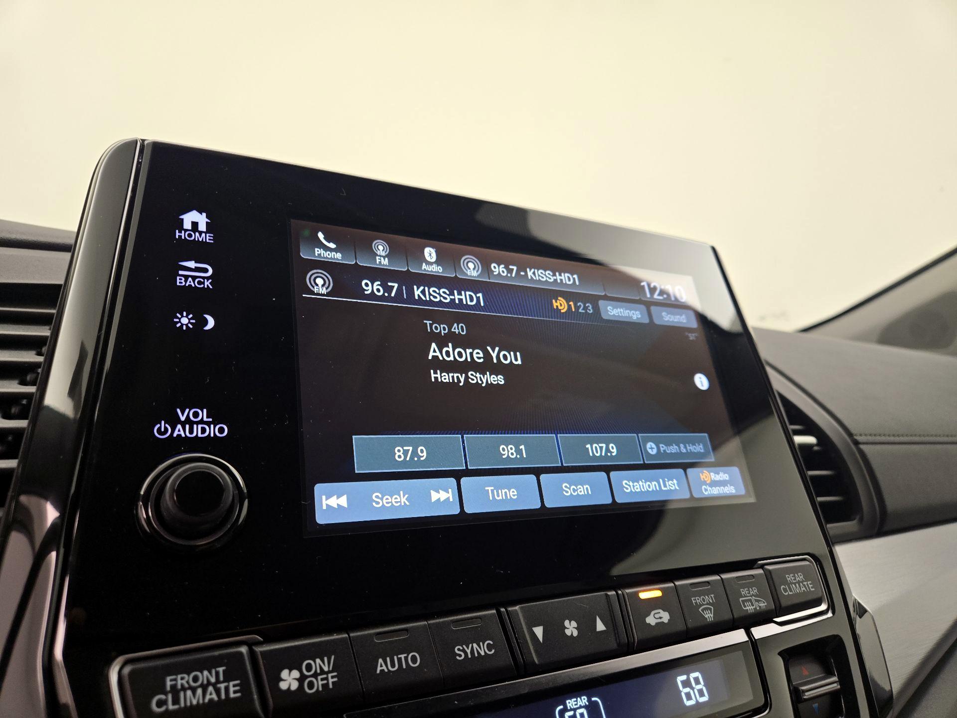Thumbnail: 2019 Honda Odyssey - 15