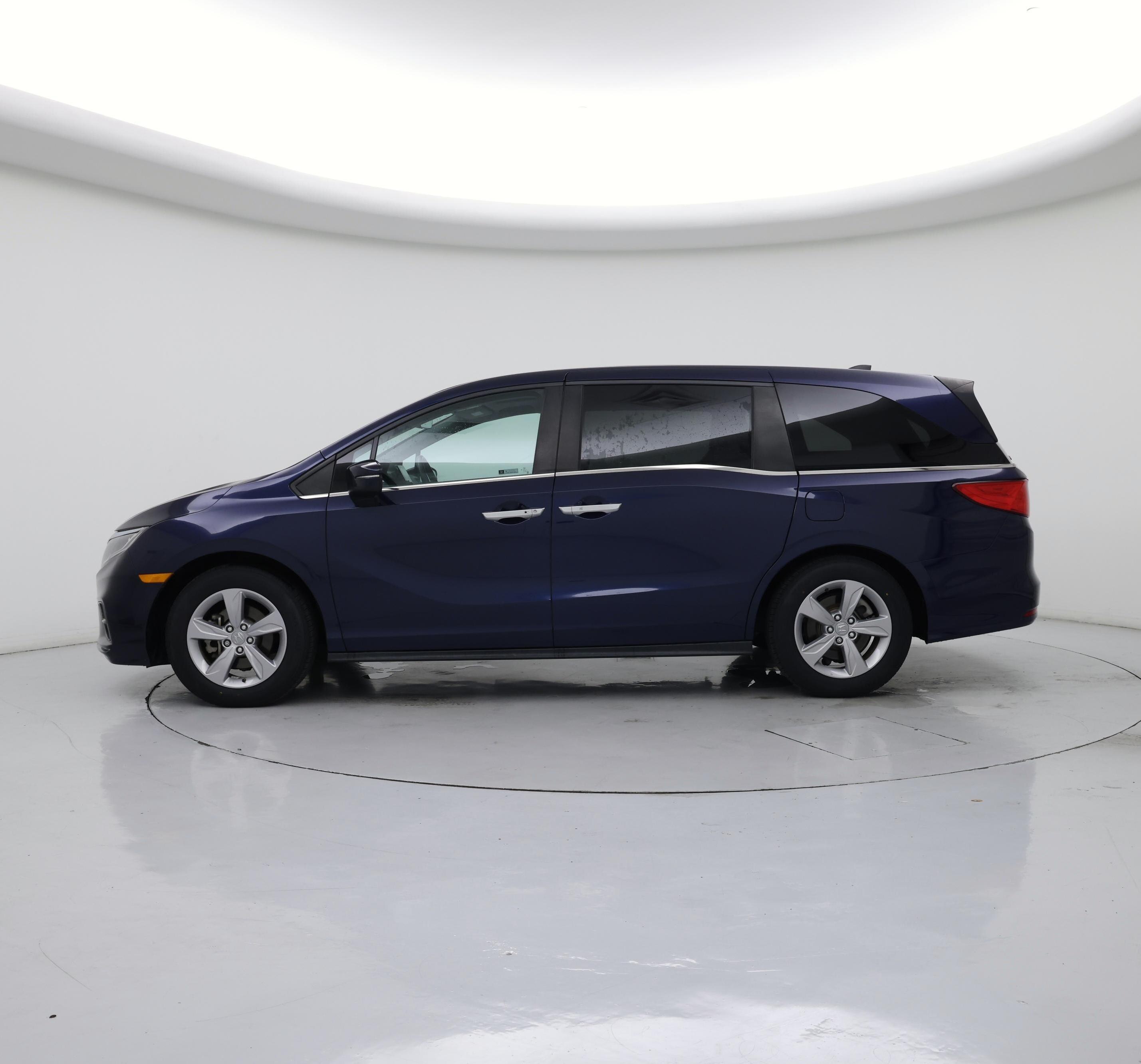 Thumbnail: 2019 Honda Odyssey - 3
