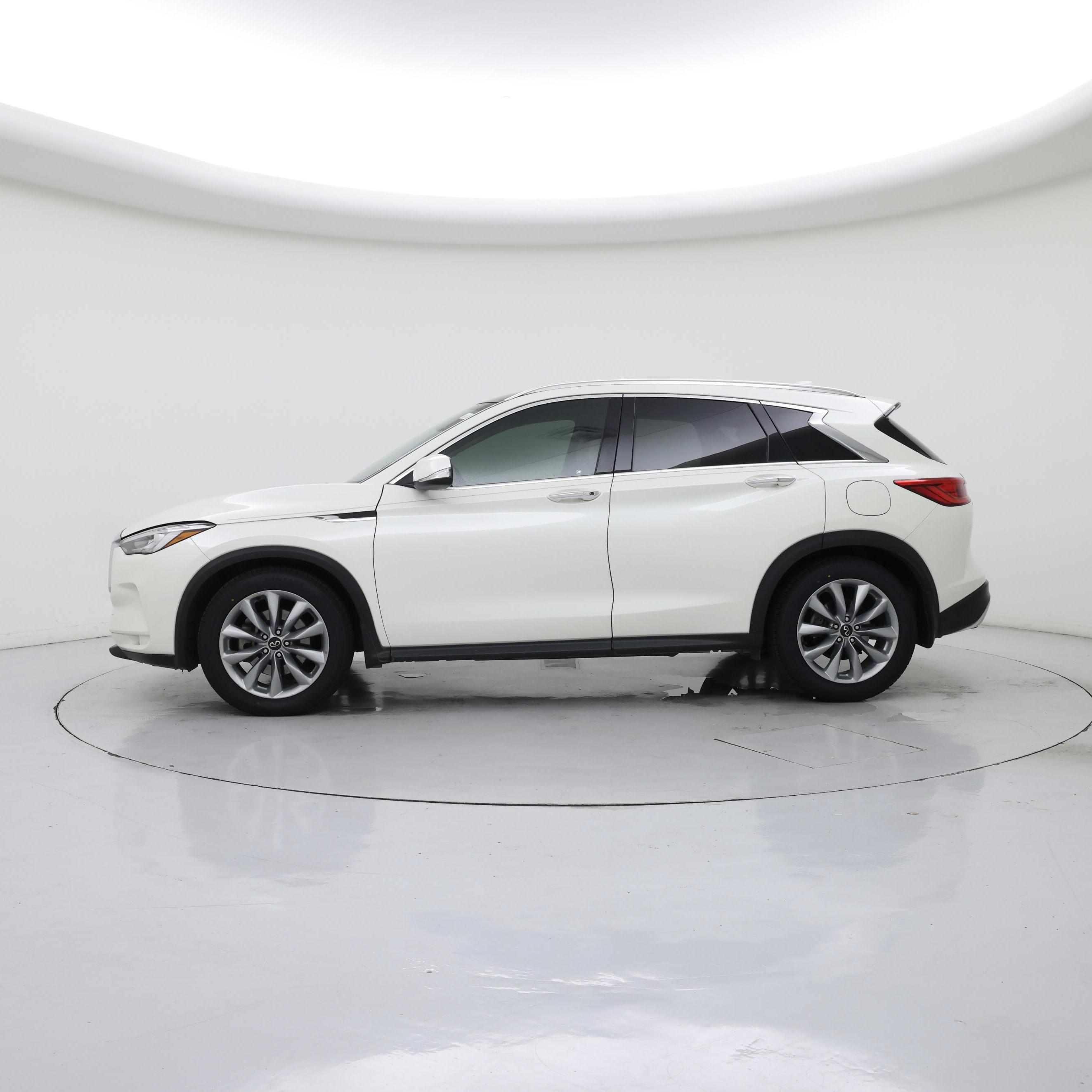 Thumbnail: 2020 INFINITI QX50 - 3