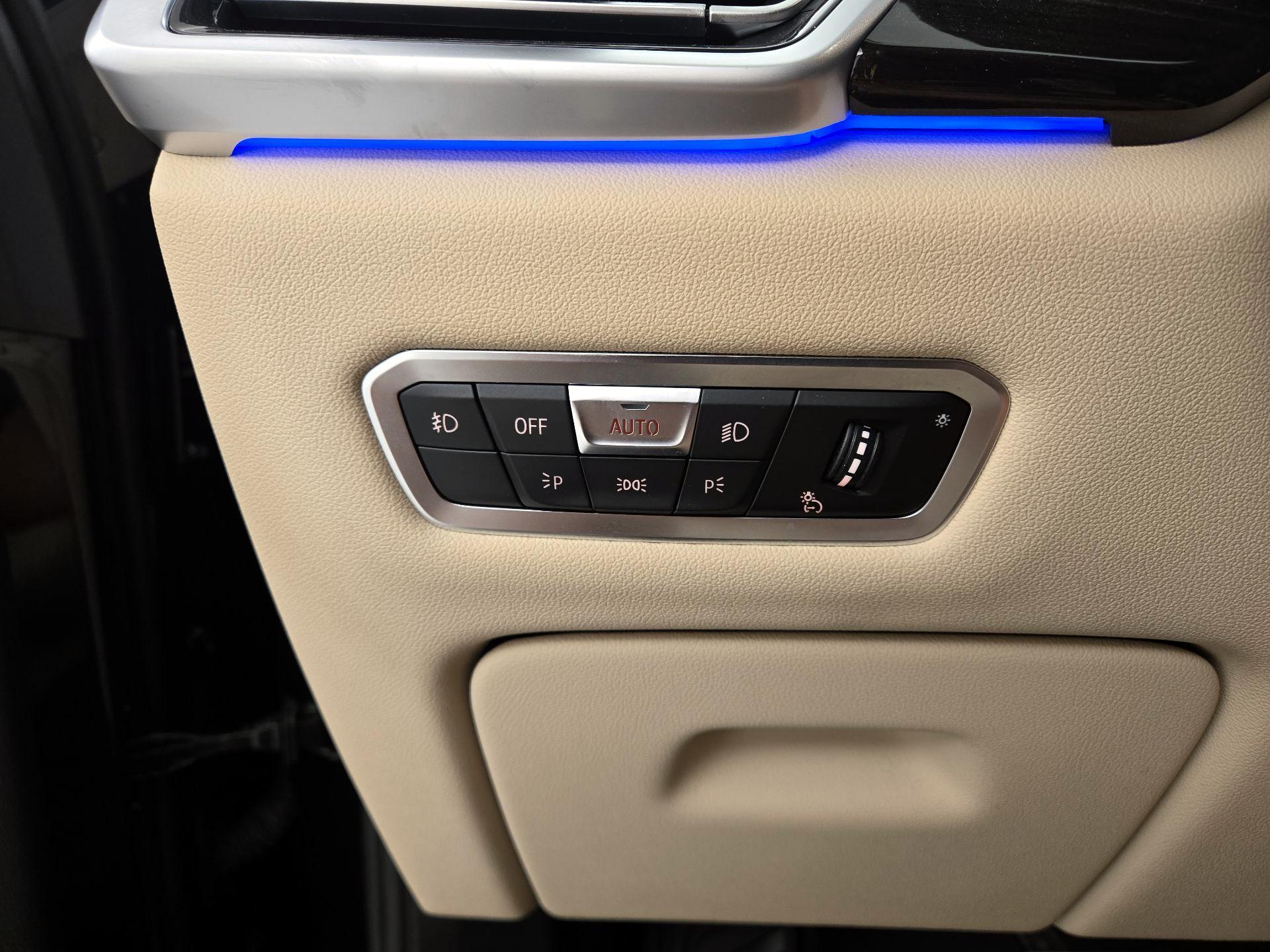 Thumbnail: 2021 BMW X5 - 13