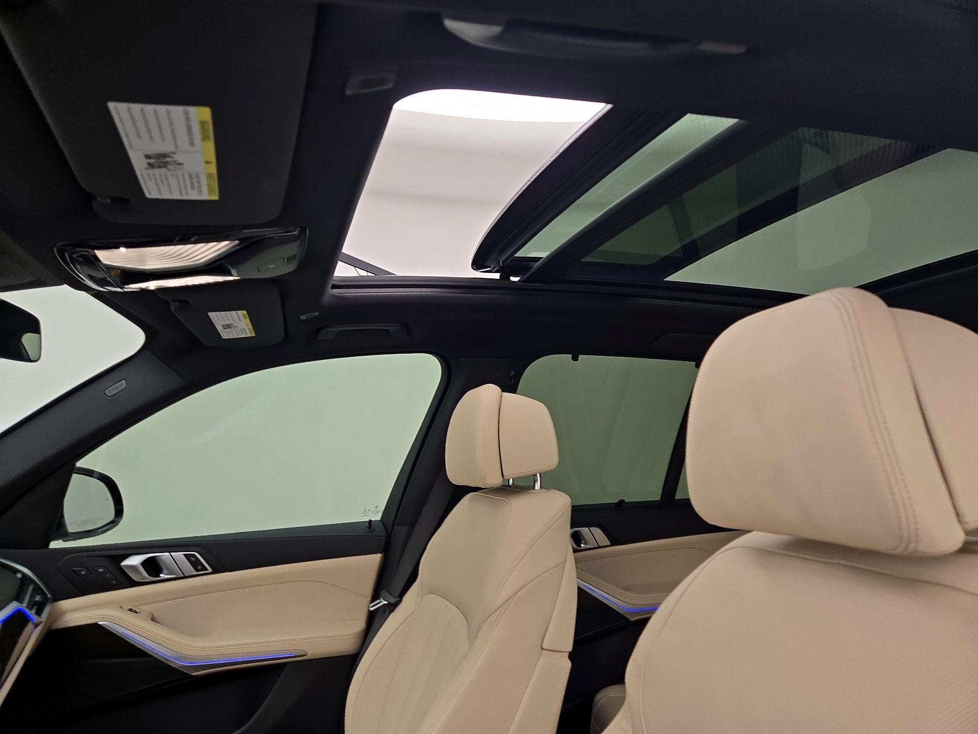Thumbnail: 2021 BMW X5 - 20