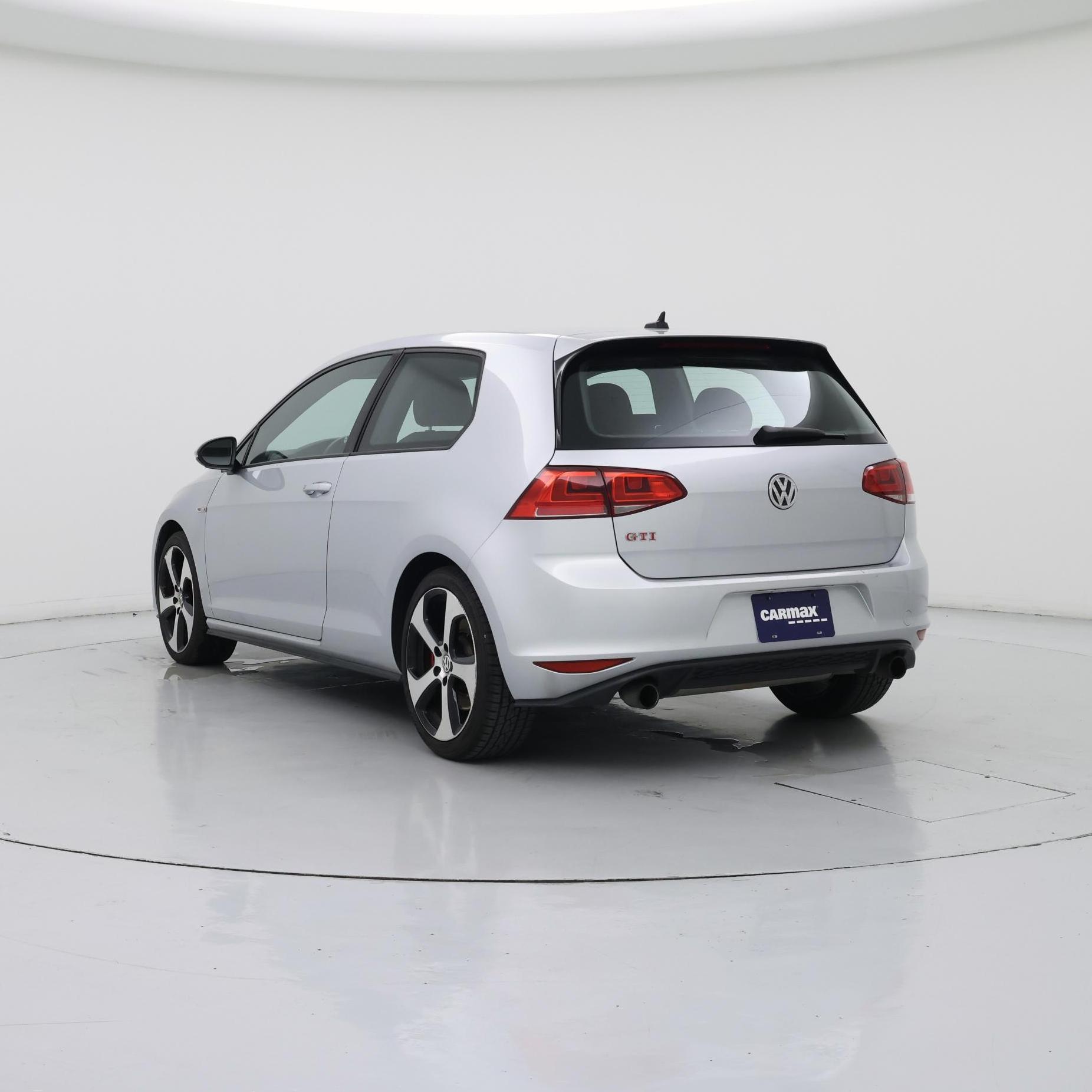 Thumbnail: 2015 Volkswagen Golf - 2