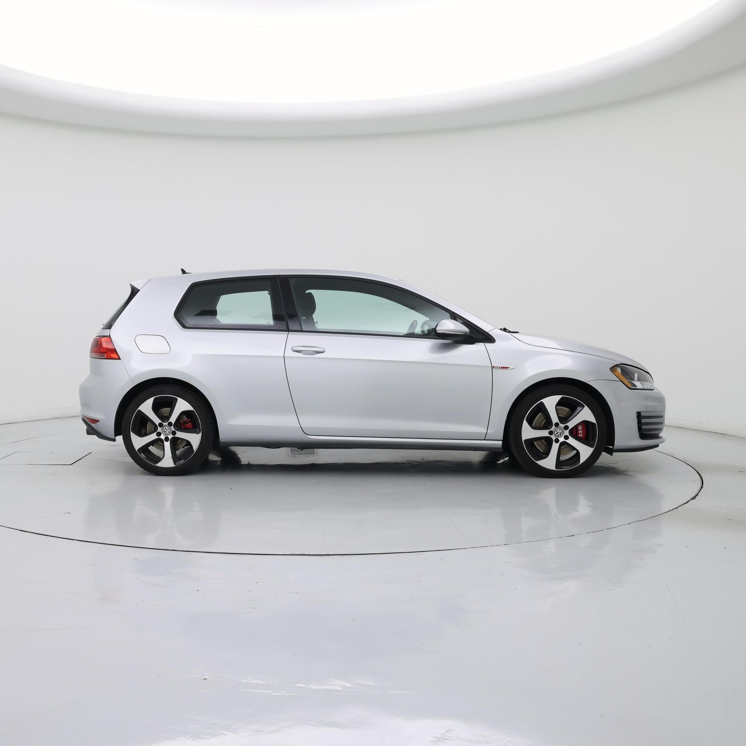 Thumbnail: 2015 Volkswagen Golf - 7