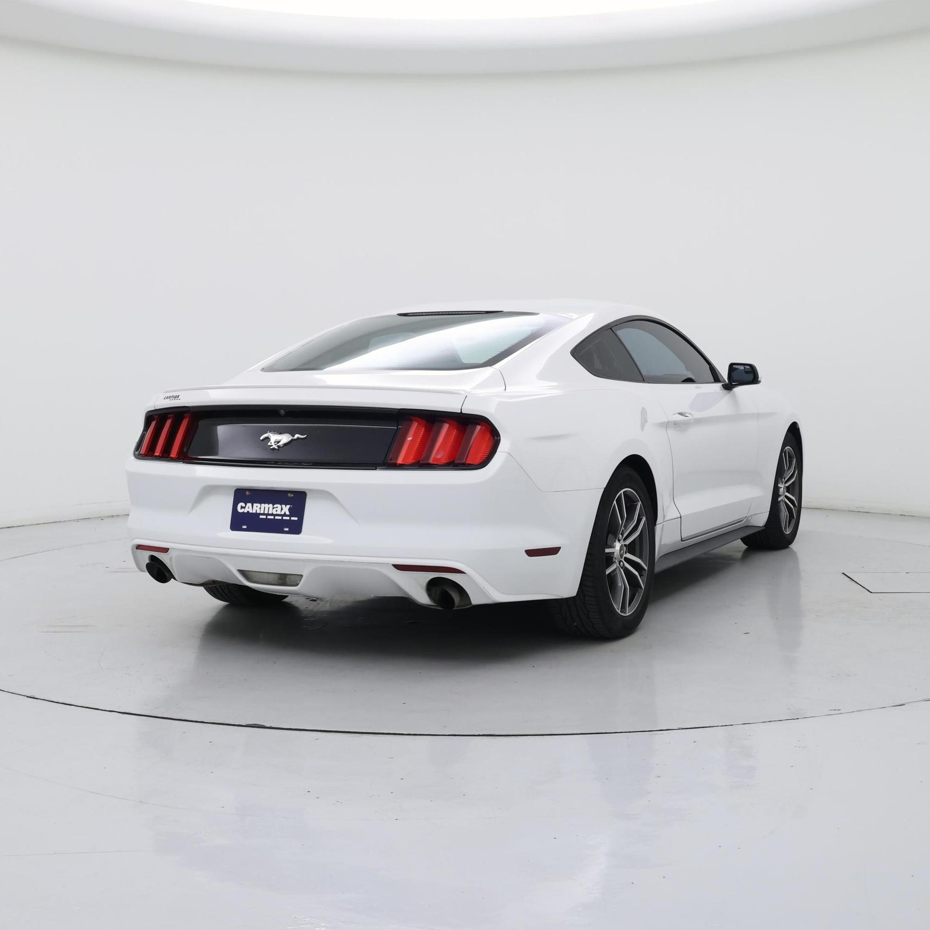 Thumbnail: 2017 Ford Mustang - 8