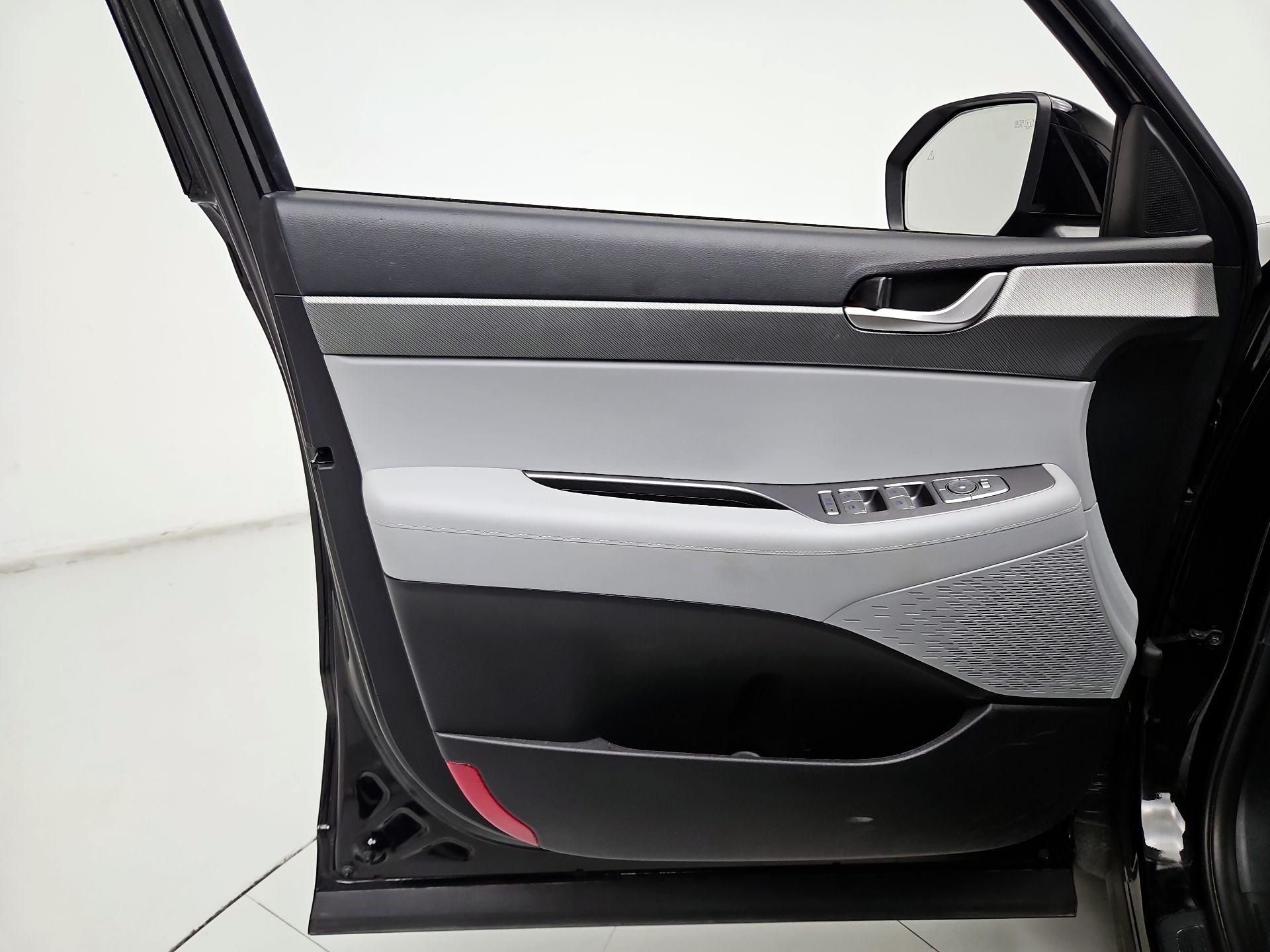 Thumbnail: 2023 Hyundai Palisade - 12