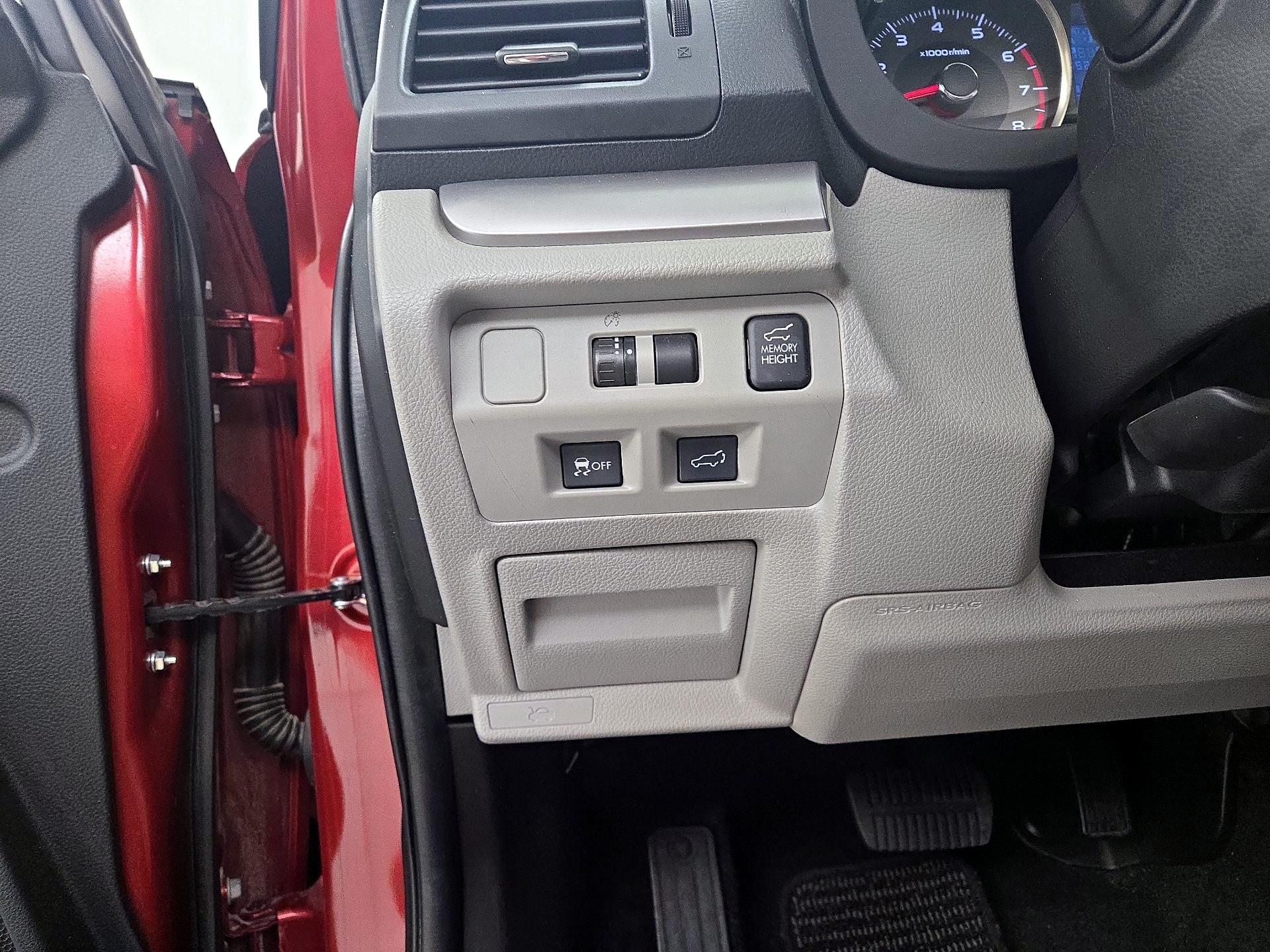 Thumbnail: 2015 Subaru Forester - 13