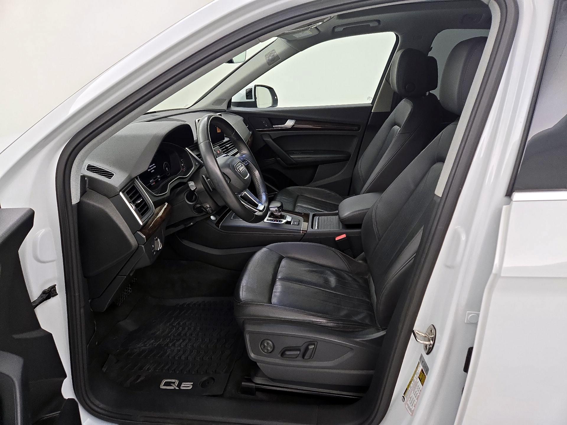 Thumbnail: 2019 Audi Q5 - 9