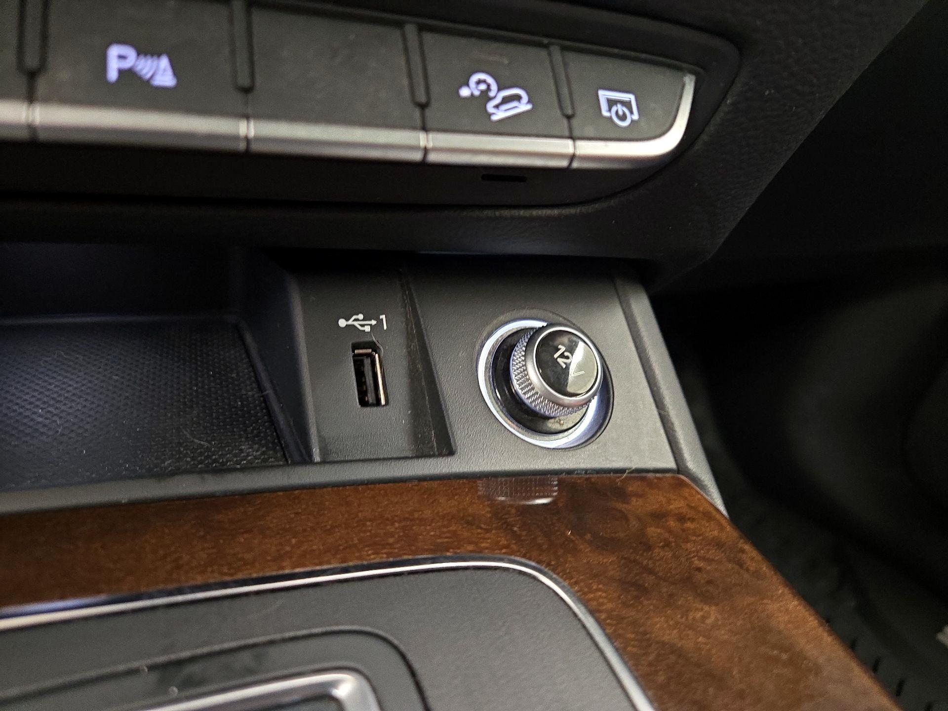 Thumbnail: 2019 Audi Q5 - 17