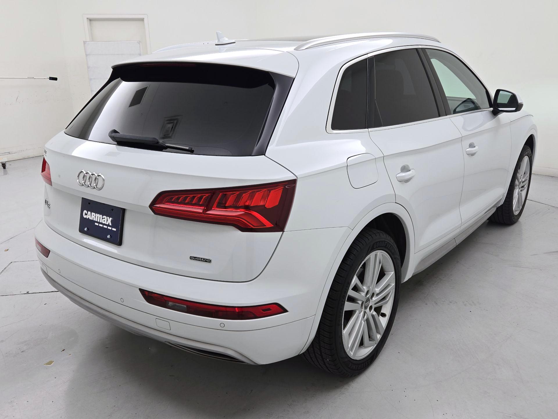 Thumbnail: 2019 Audi Q5 - 5