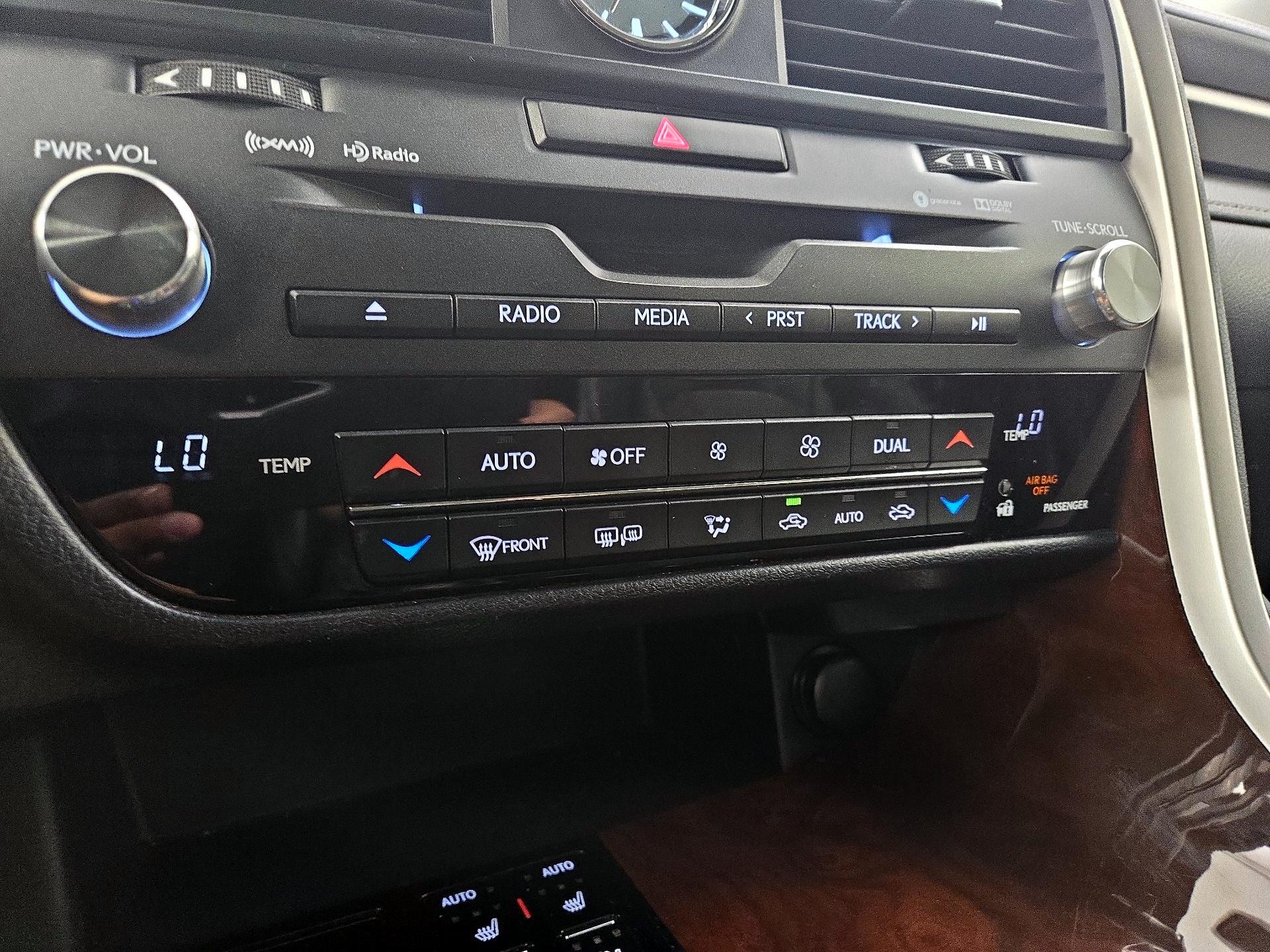 Thumbnail: 2018 Lexus RX - 17