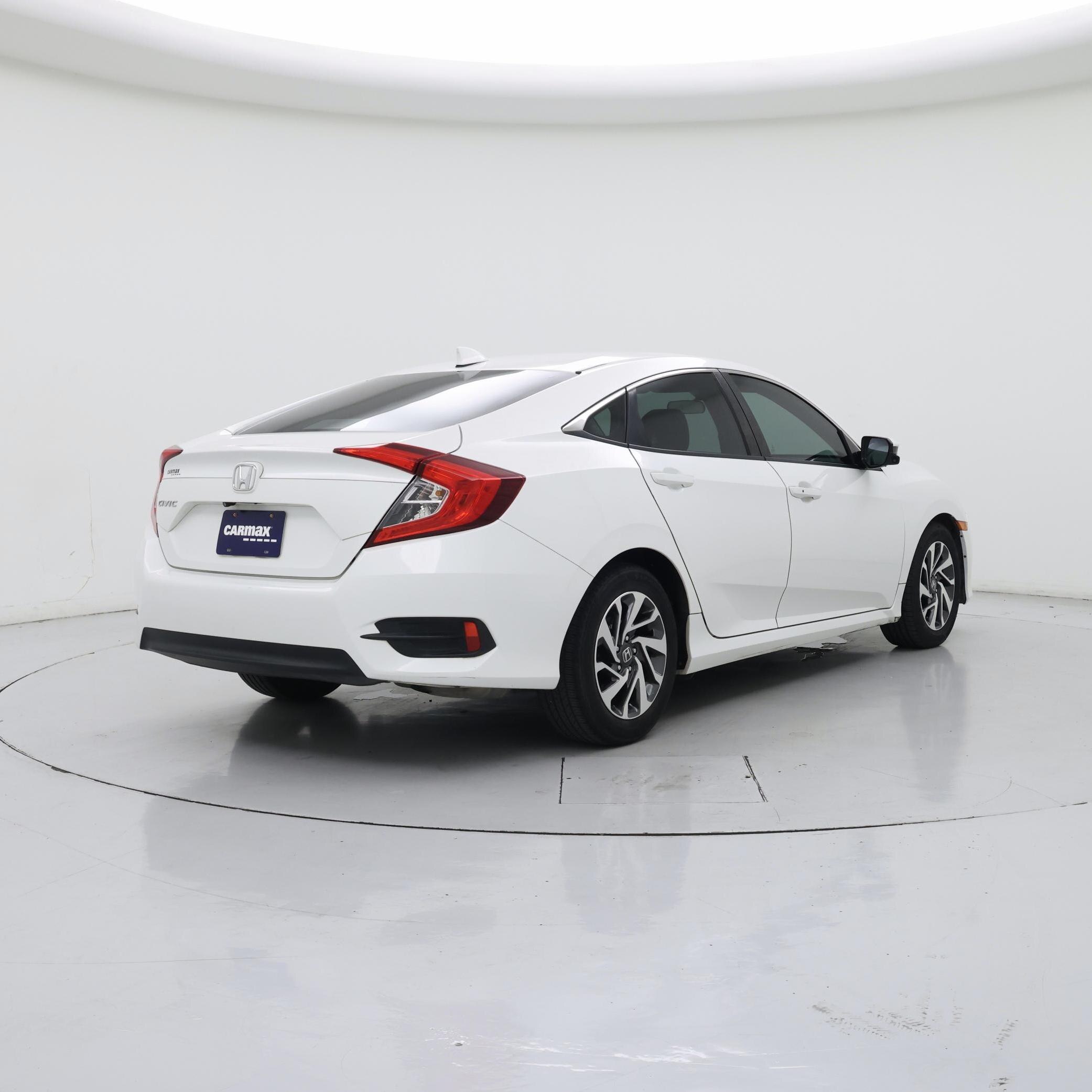 Thumbnail: 2017 Honda Civic - 8