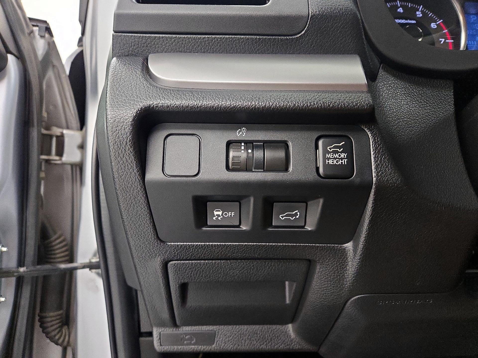 Thumbnail: 2014 Subaru Forester - 13