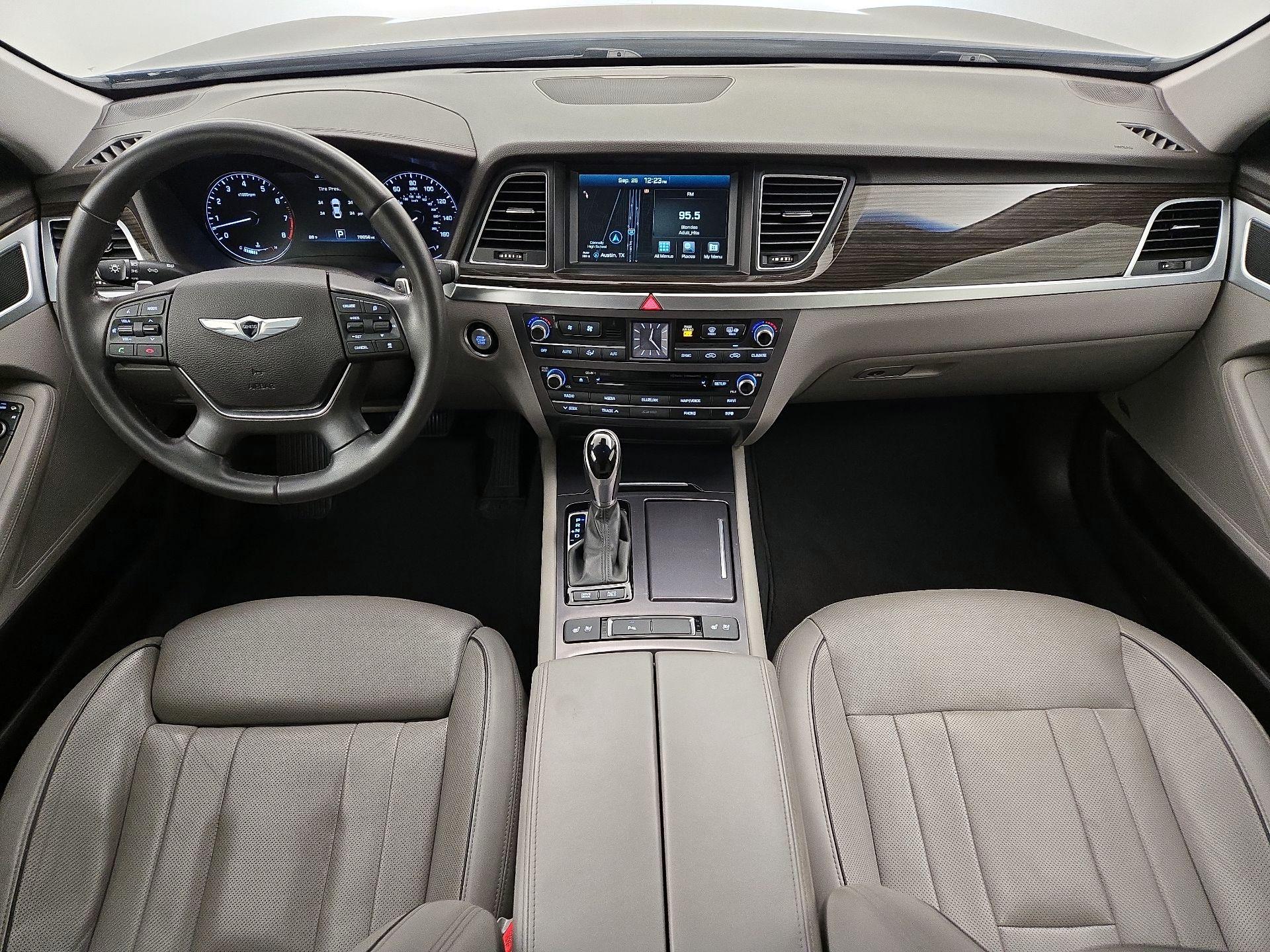 Thumbnail: 2015 Hyundai Genesis - 9