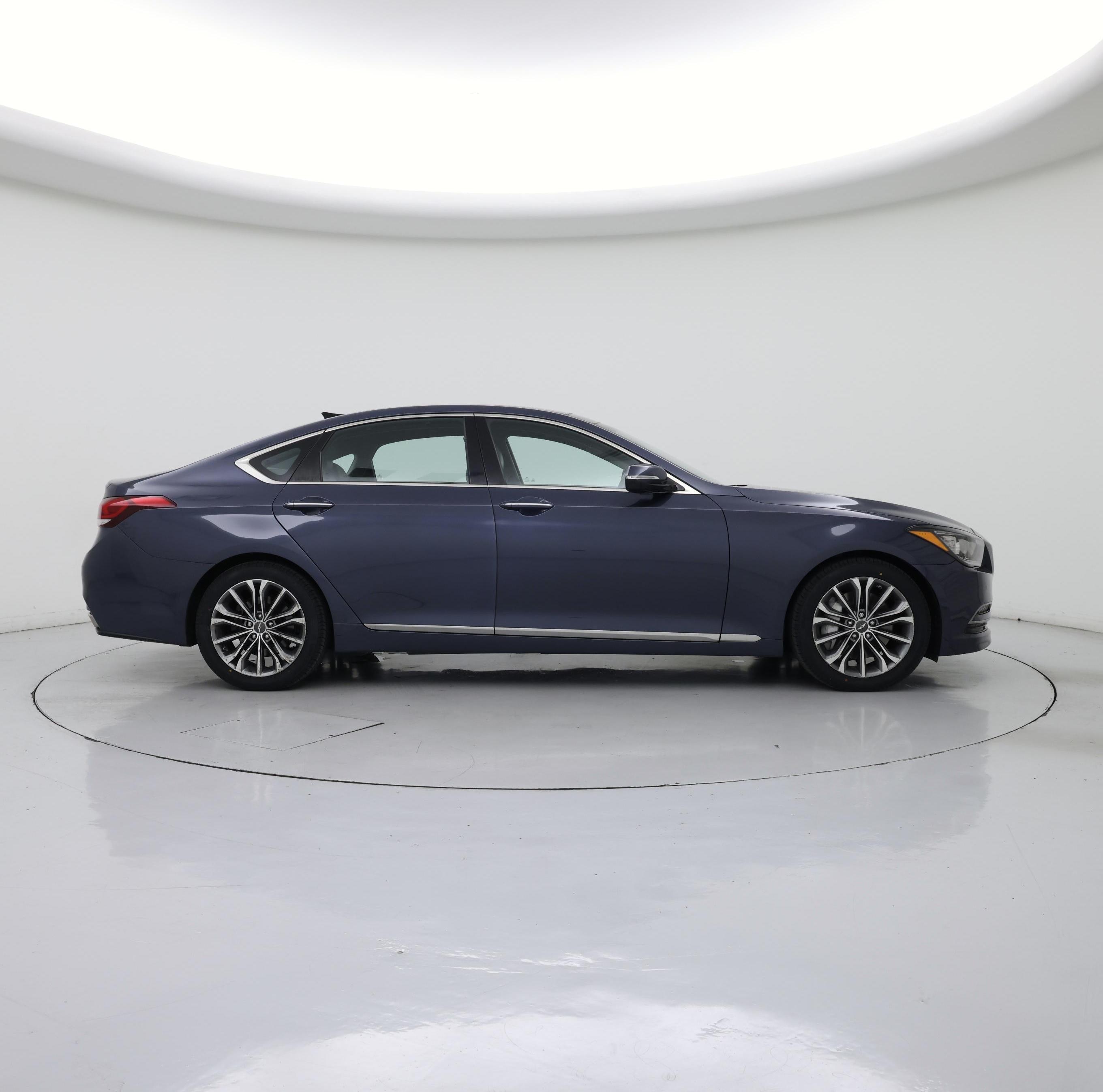 Thumbnail: 2015 Hyundai Genesis - 7