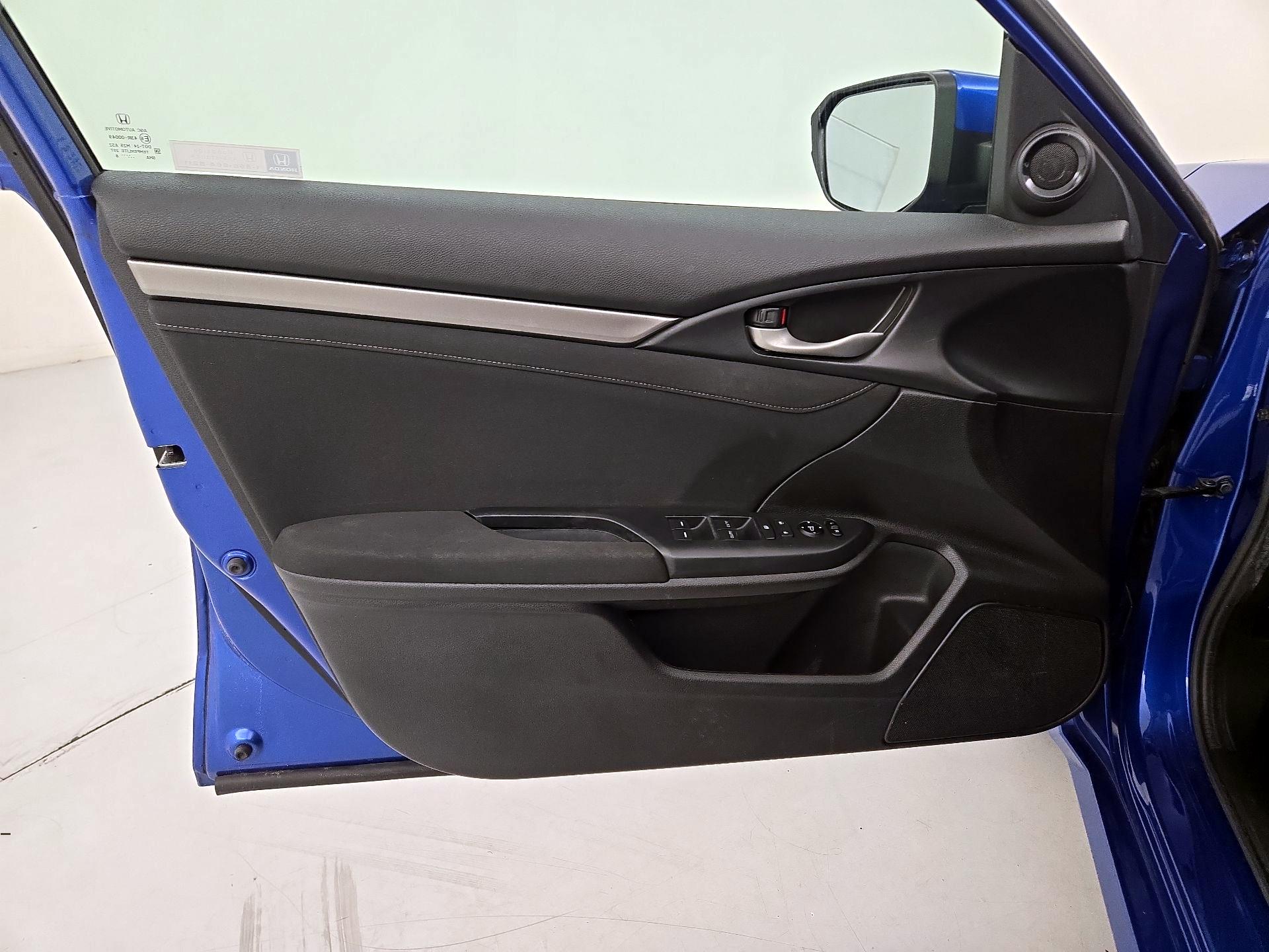 Thumbnail: 2018 Honda Civic - 12