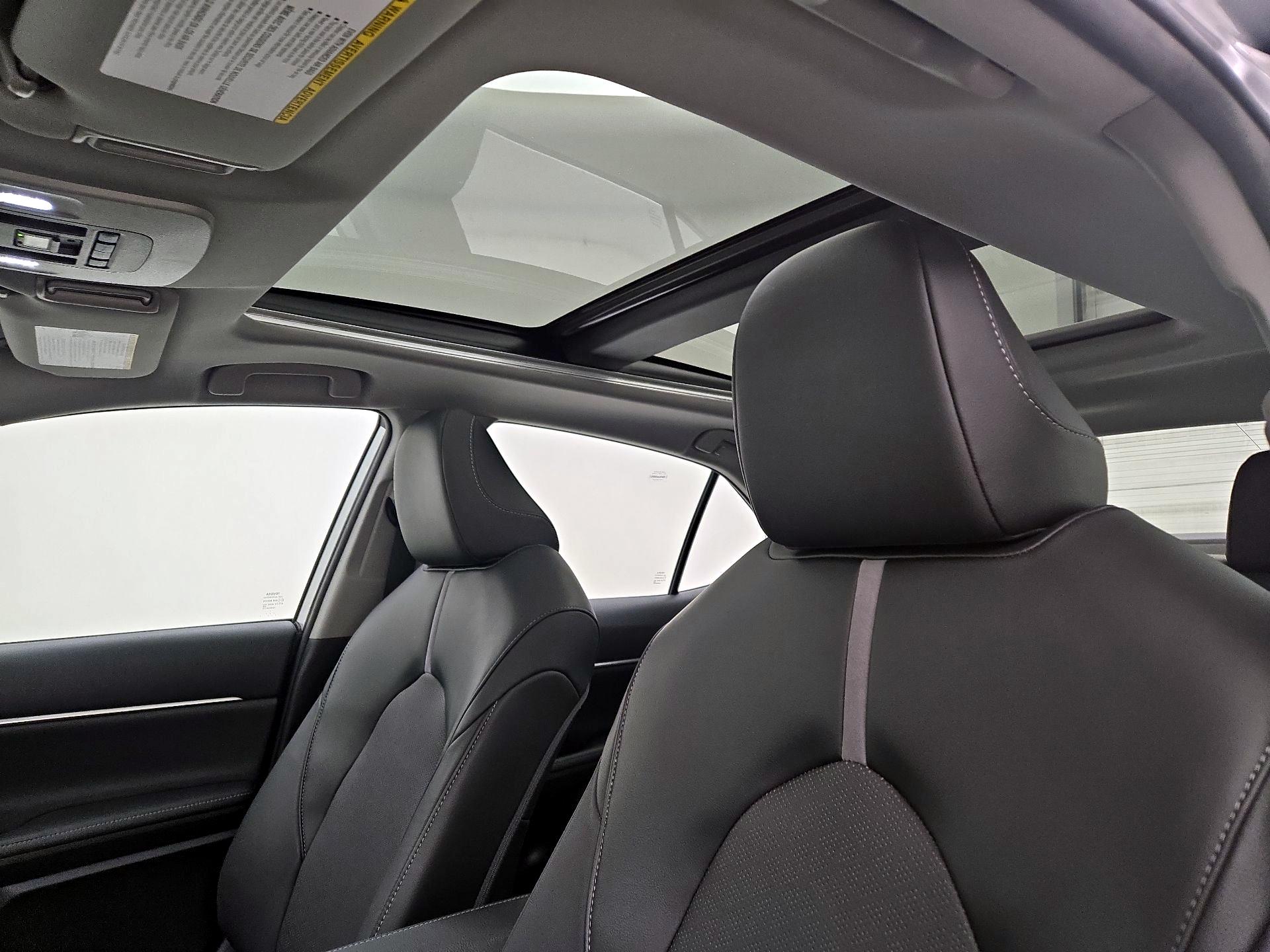 Thumbnail: 2023 Toyota Camry - 19