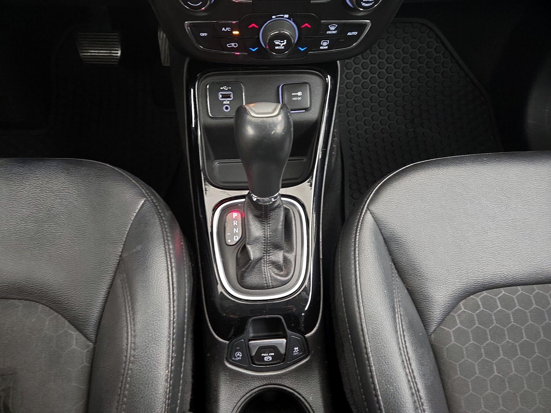 Thumbnail: 2019 Jeep Compass - 17