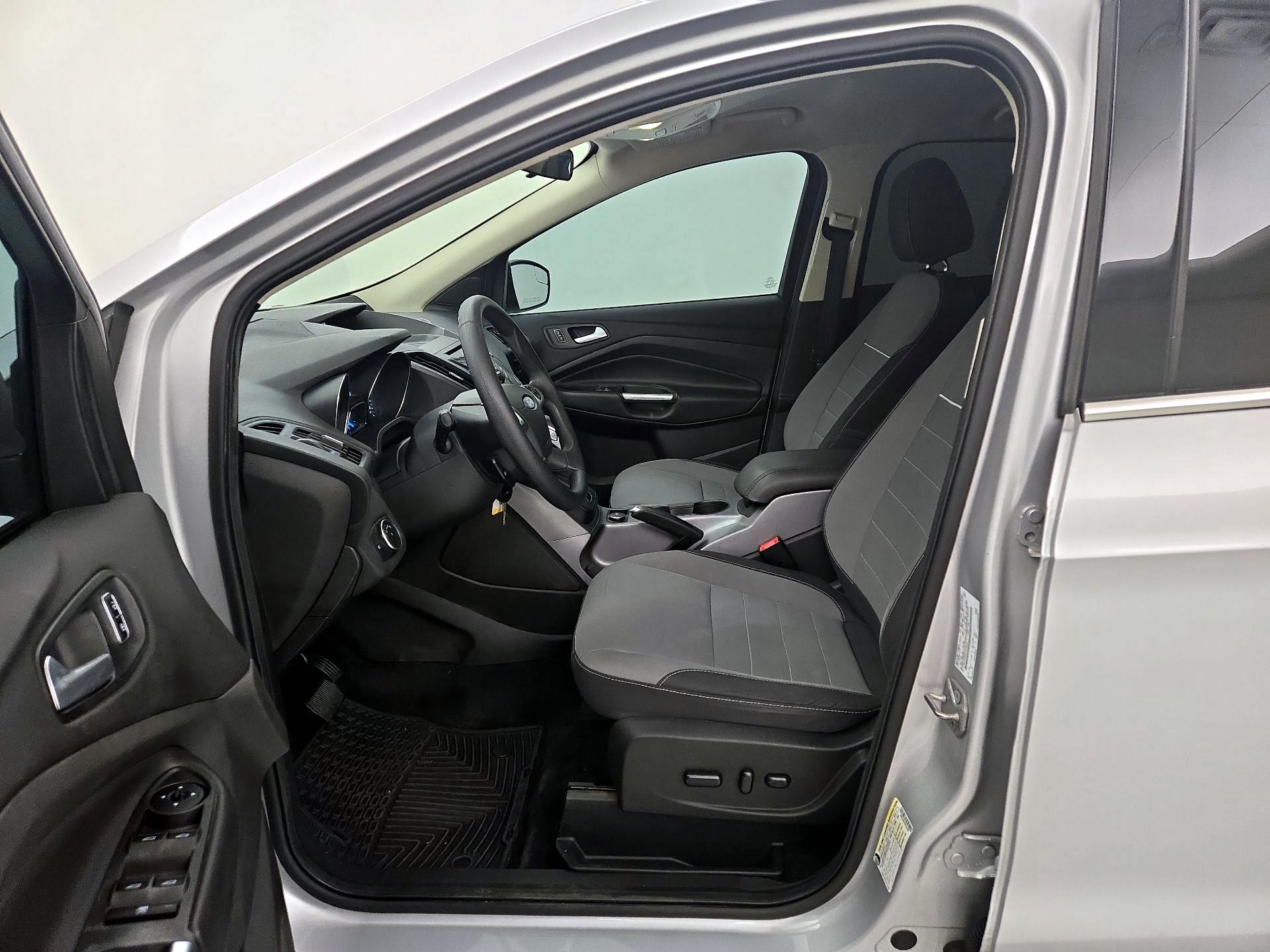 Thumbnail: 2015 Ford Escape - 11