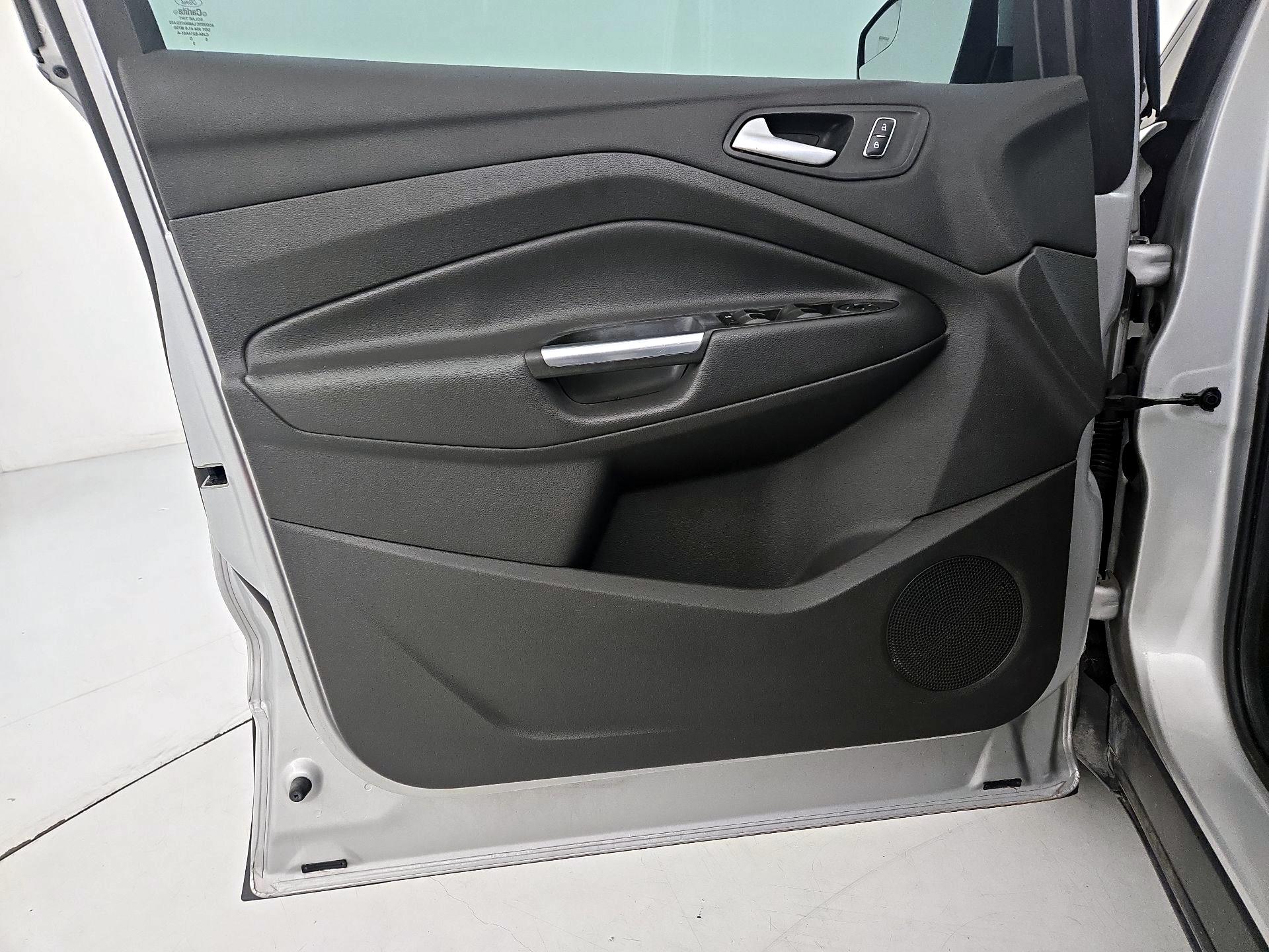 Thumbnail: 2015 Ford Escape - 12