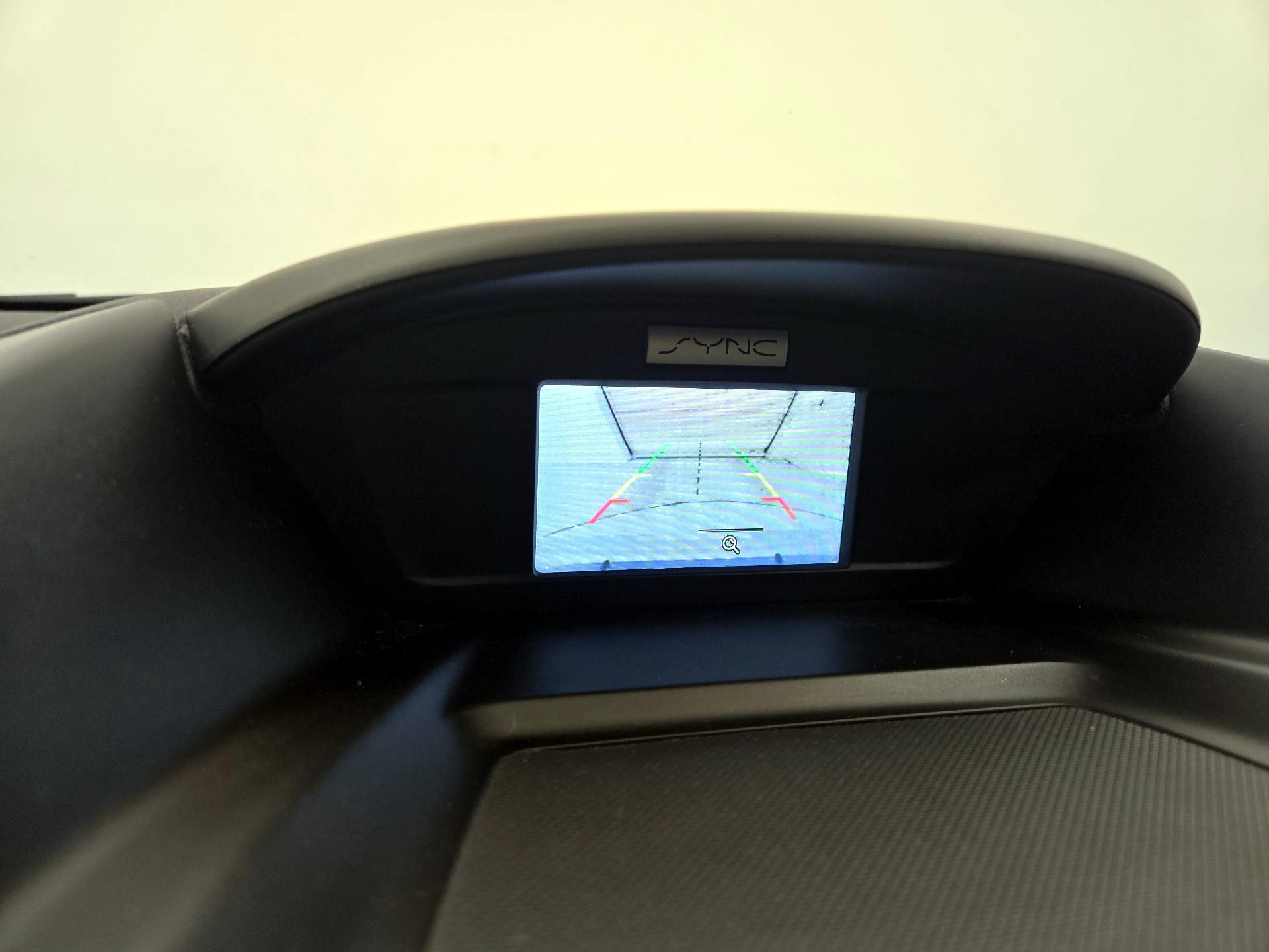 Thumbnail: 2015 Ford Escape - 14