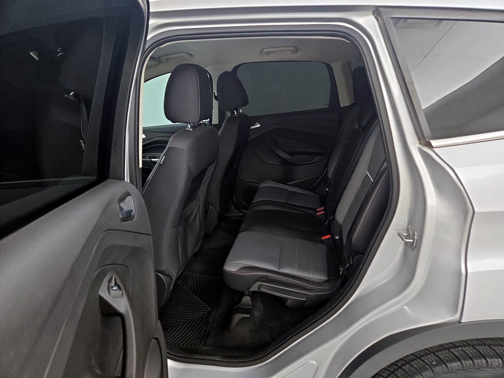 Thumbnail: 2015 Ford Escape - 19
