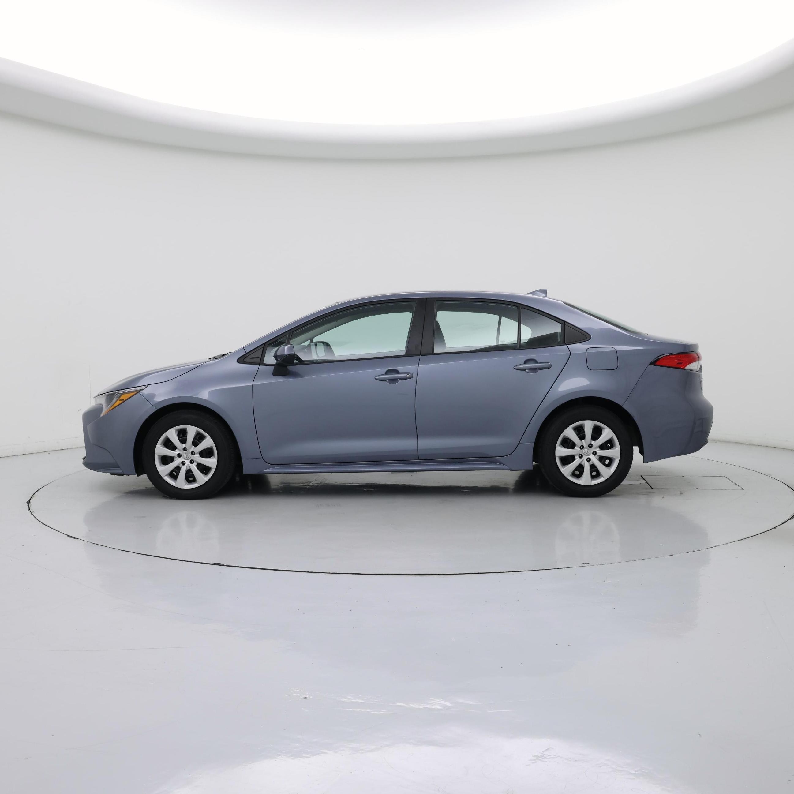 Thumbnail: 2024 Toyota Corolla - 3