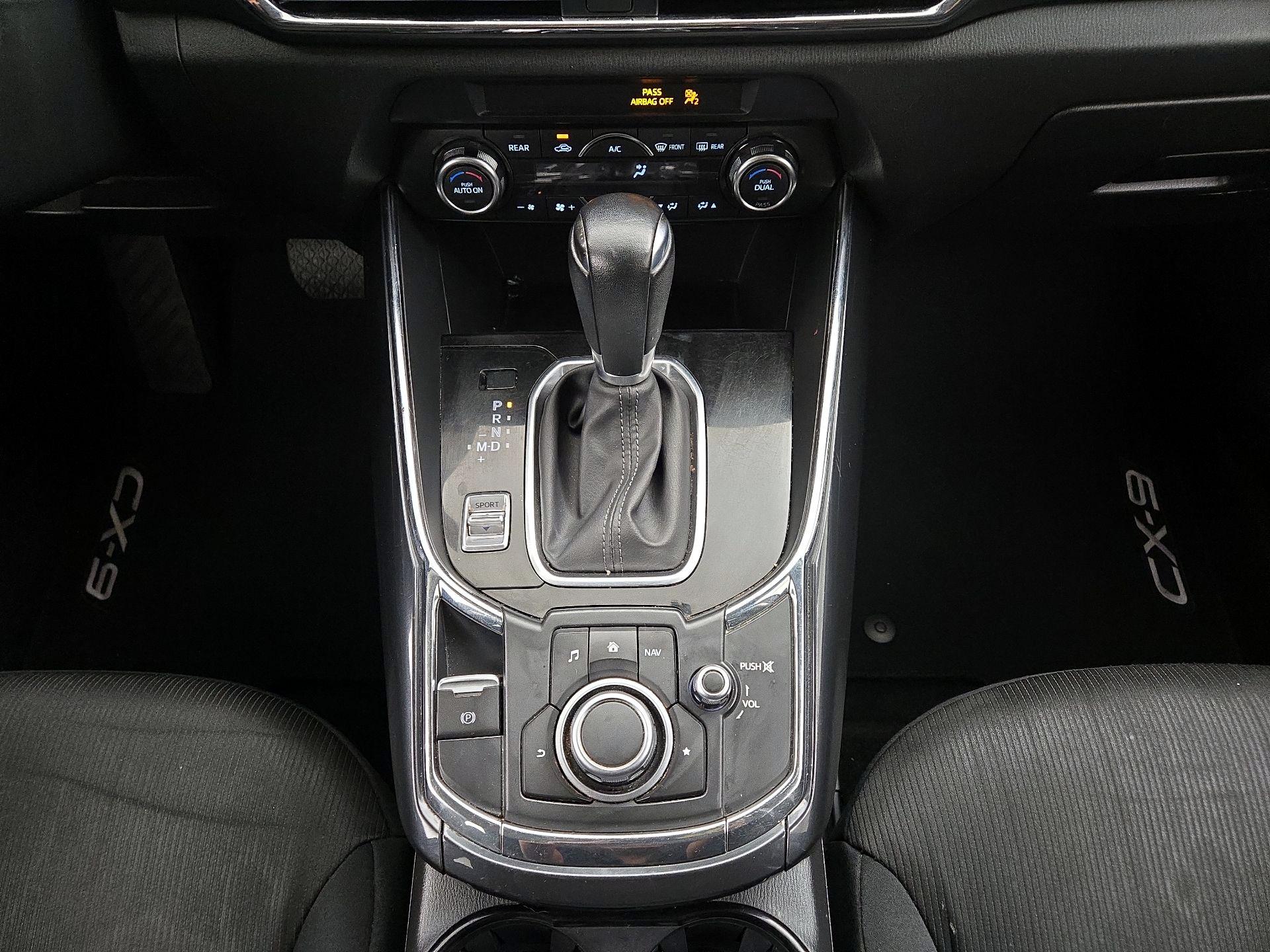 Thumbnail: 2016 Mazda CX-9 - 17