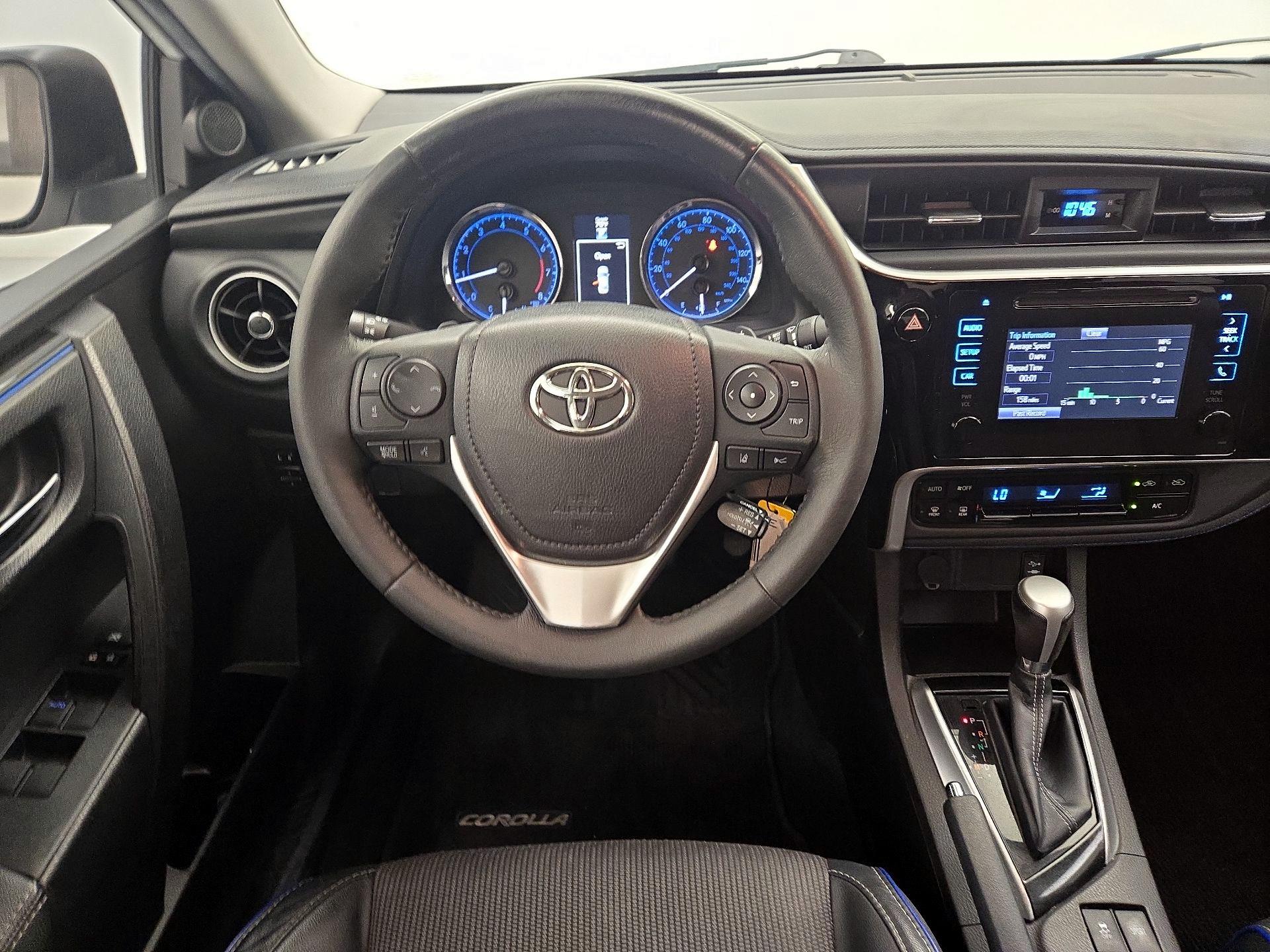 Thumbnail: 2017 Toyota Corolla - 10