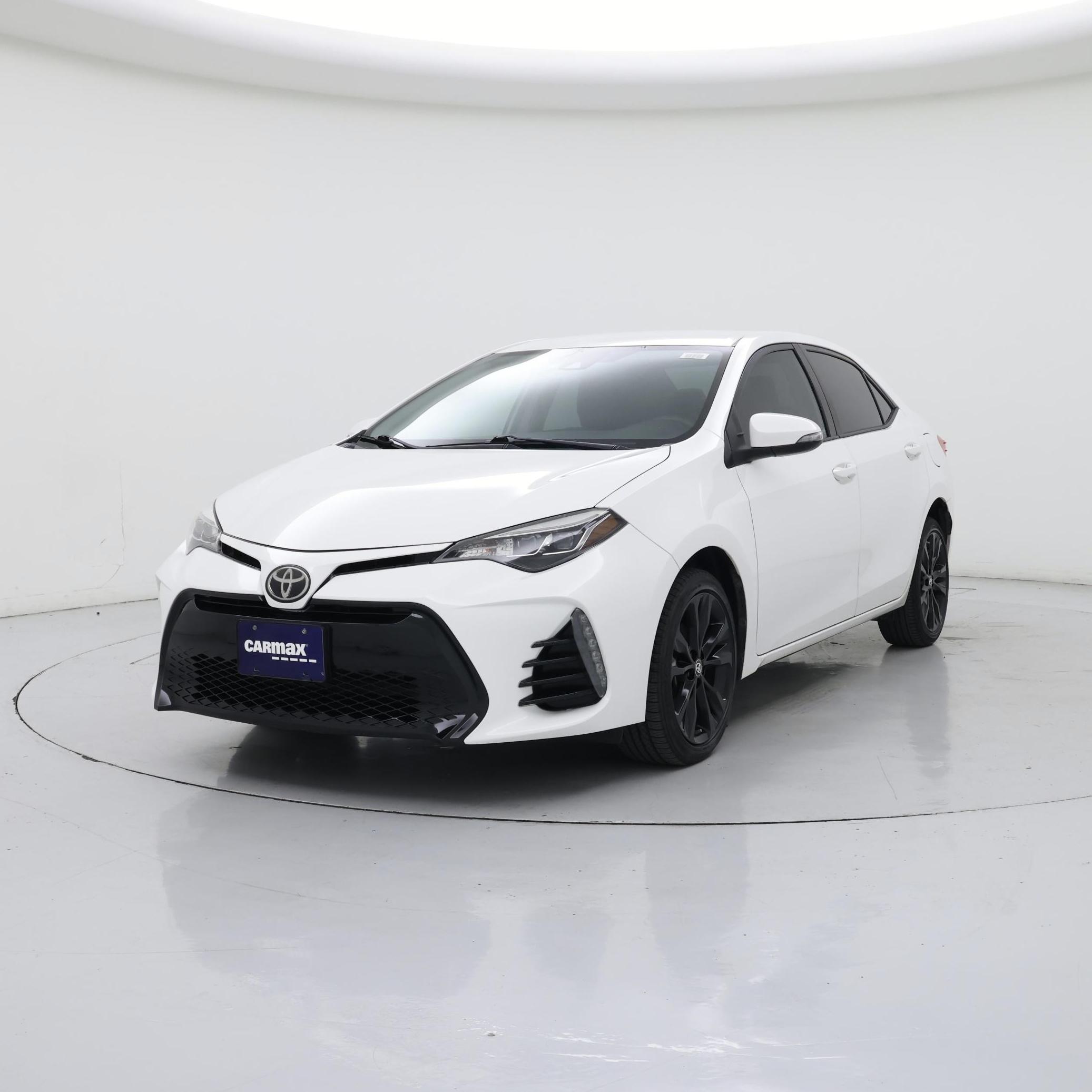 Thumbnail: 2017 Toyota Corolla - 4