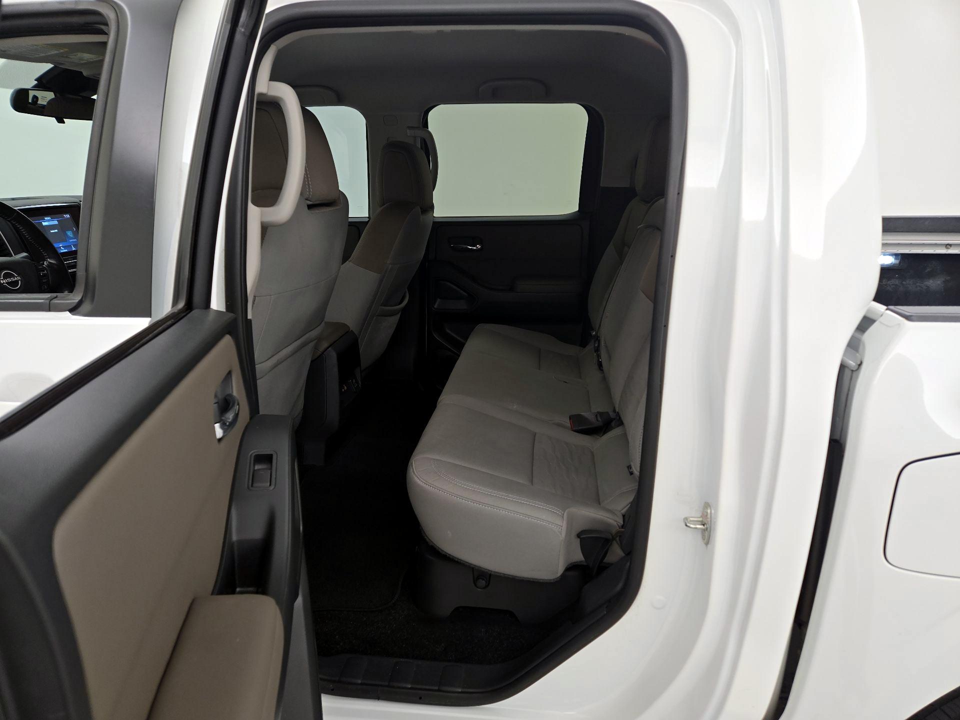 Thumbnail: 2022 Nissan Frontier - 19