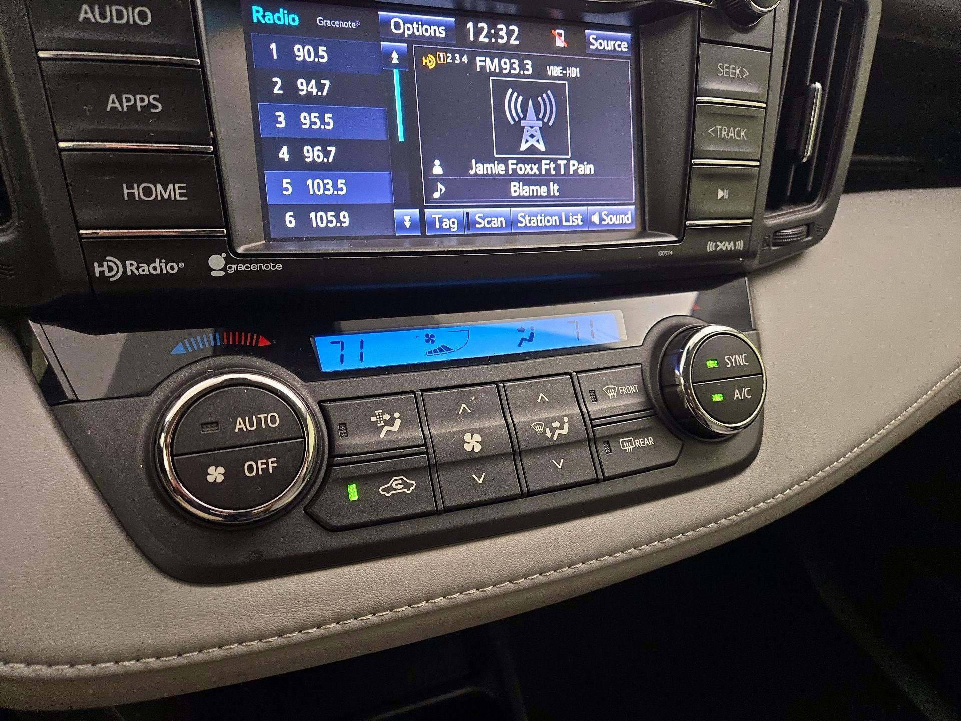 Thumbnail: 2017 Toyota RAV4 - 16