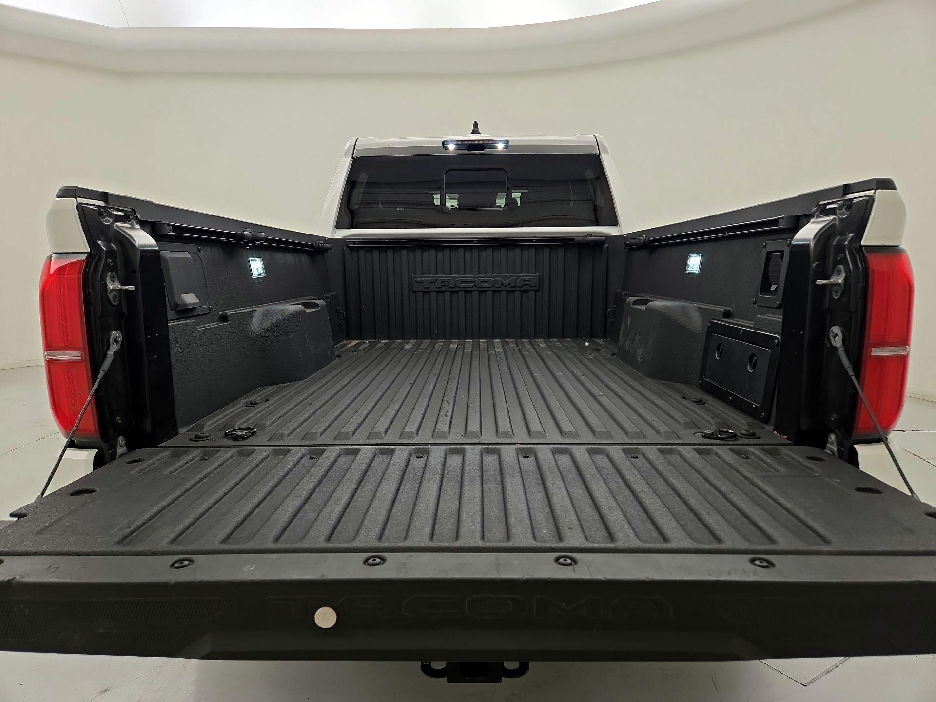 Thumbnail: 2024 Toyota Tacoma - 20