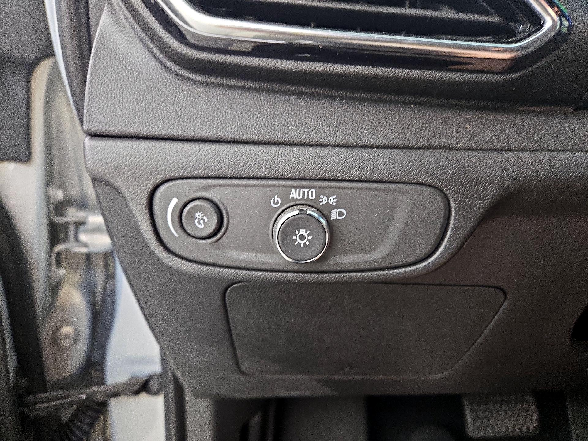 Thumbnail: 2023 Chevrolet Bolt EV - 13