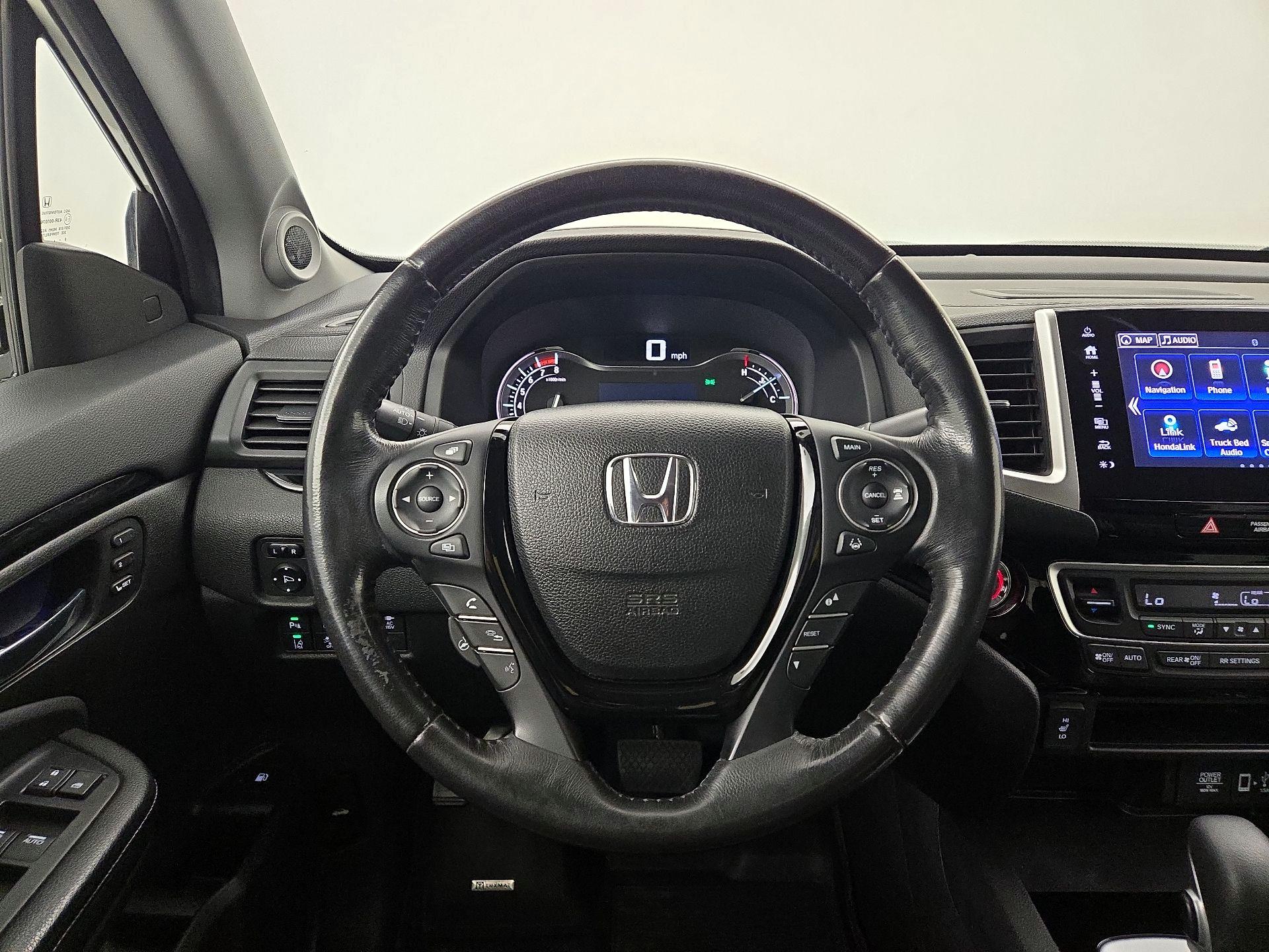 Thumbnail: 2017 Honda Ridgeline - 10