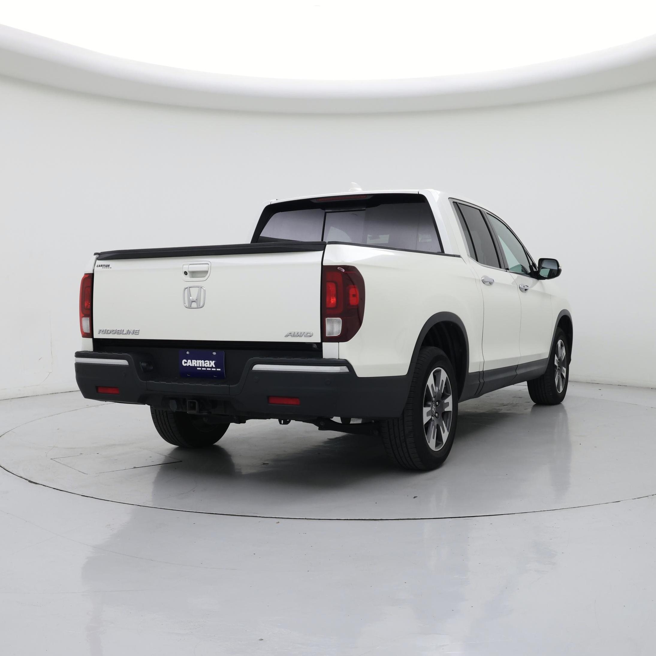Thumbnail: 2017 Honda Ridgeline - 8