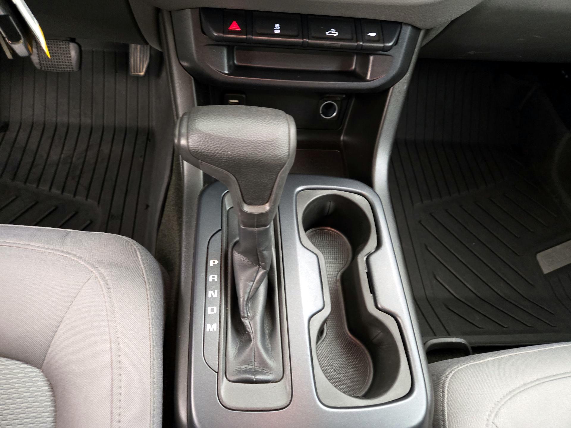 Thumbnail: 2016 GMC Canyon - 17