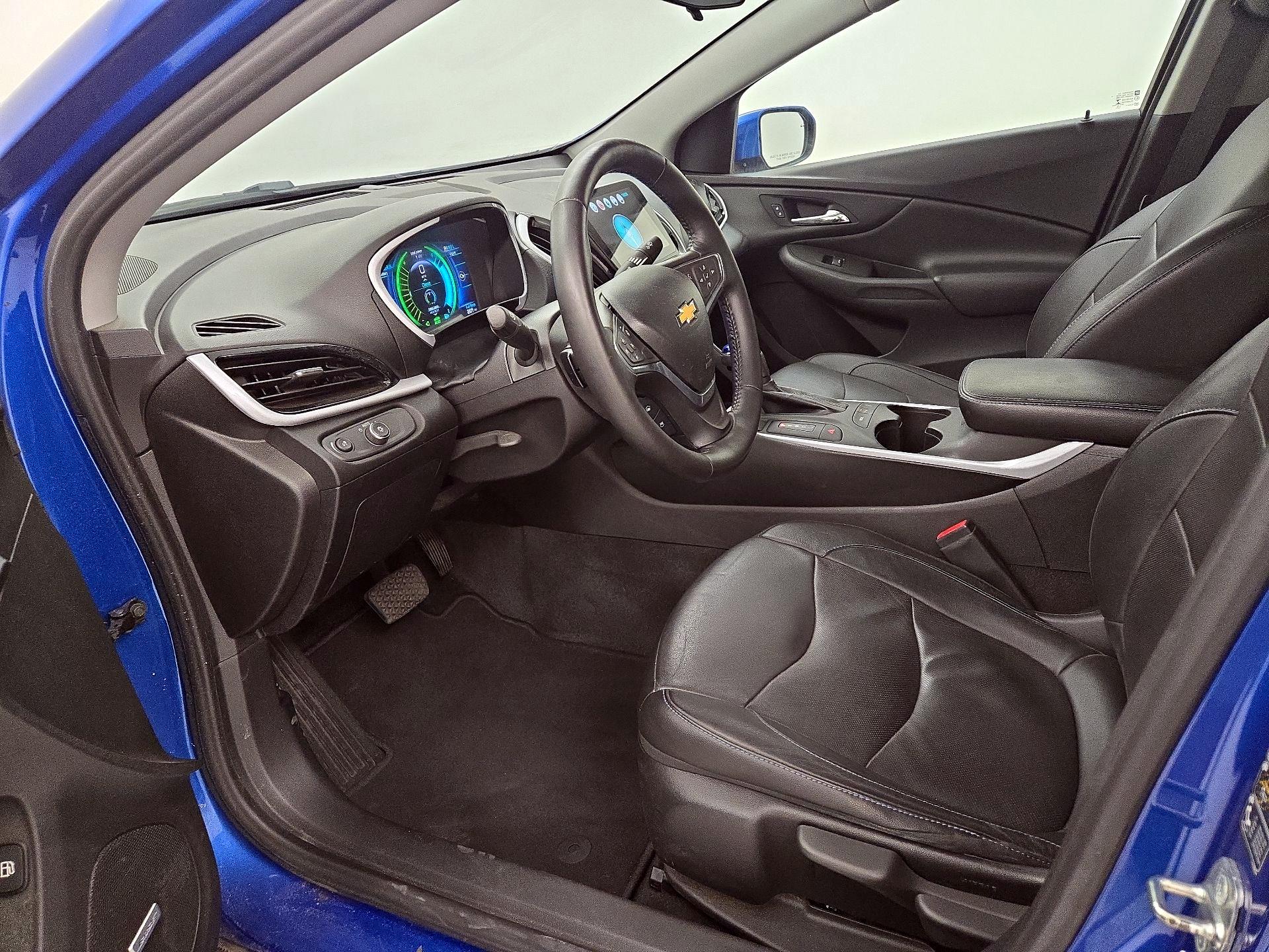 Thumbnail: 2018 Chevrolet Volt - 11