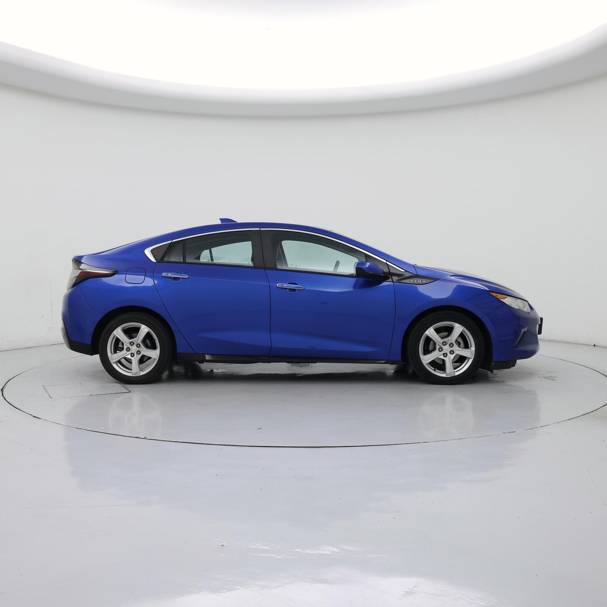 Thumbnail: 2018 Chevrolet Volt - 7