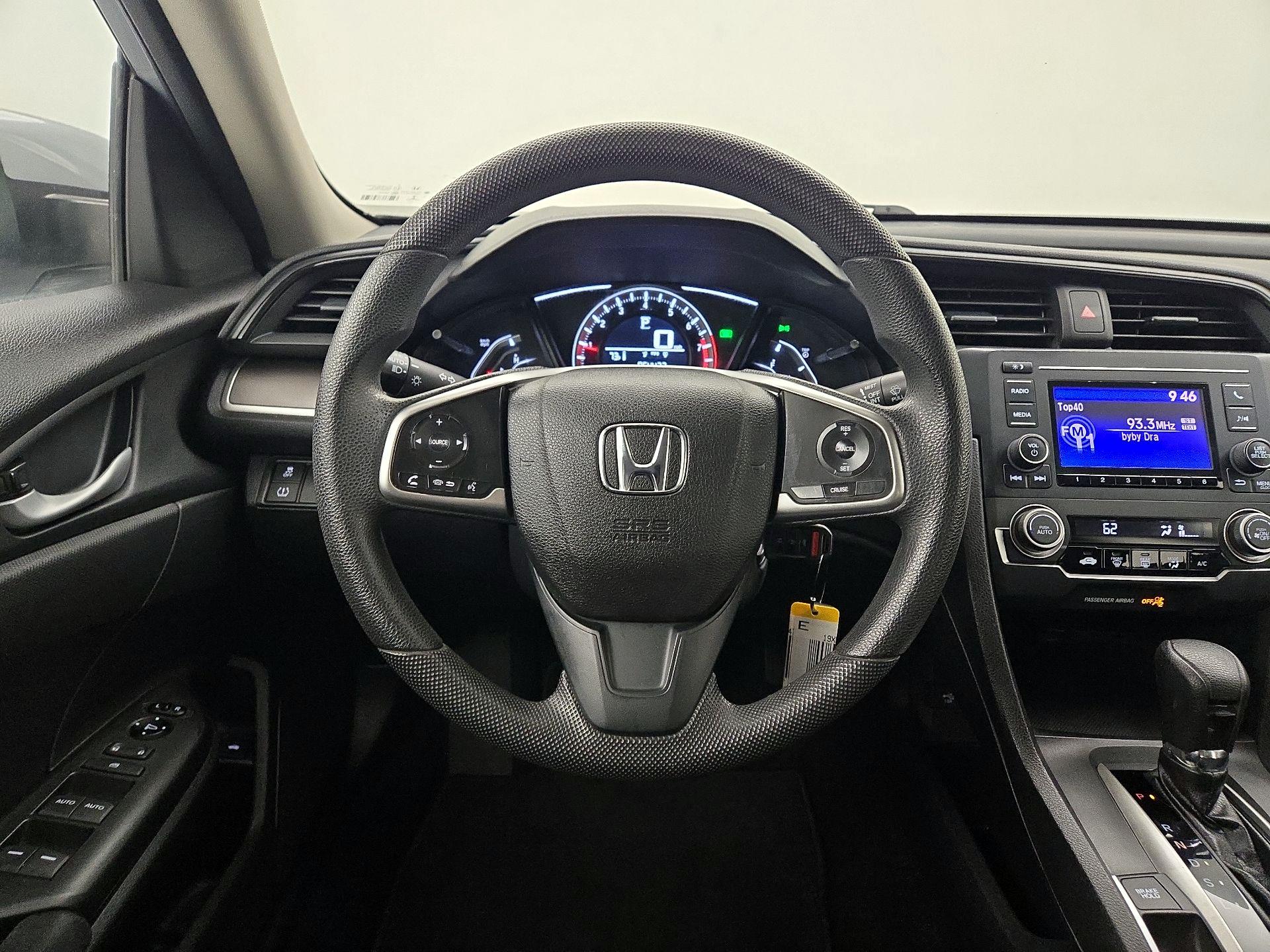 Thumbnail: 2017 Honda Civic - 10